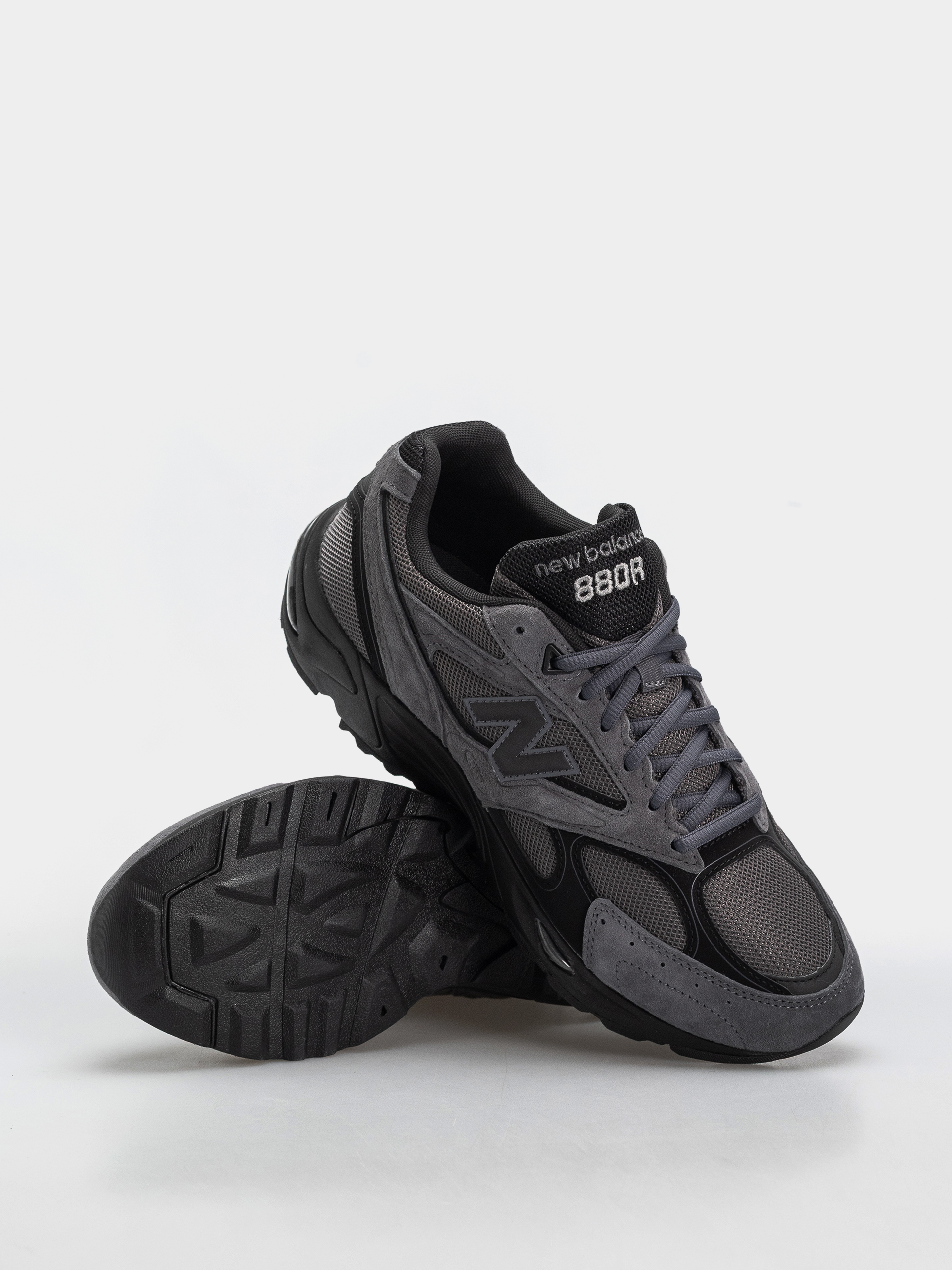 New Balance 880R Schuhe (magnet/black)