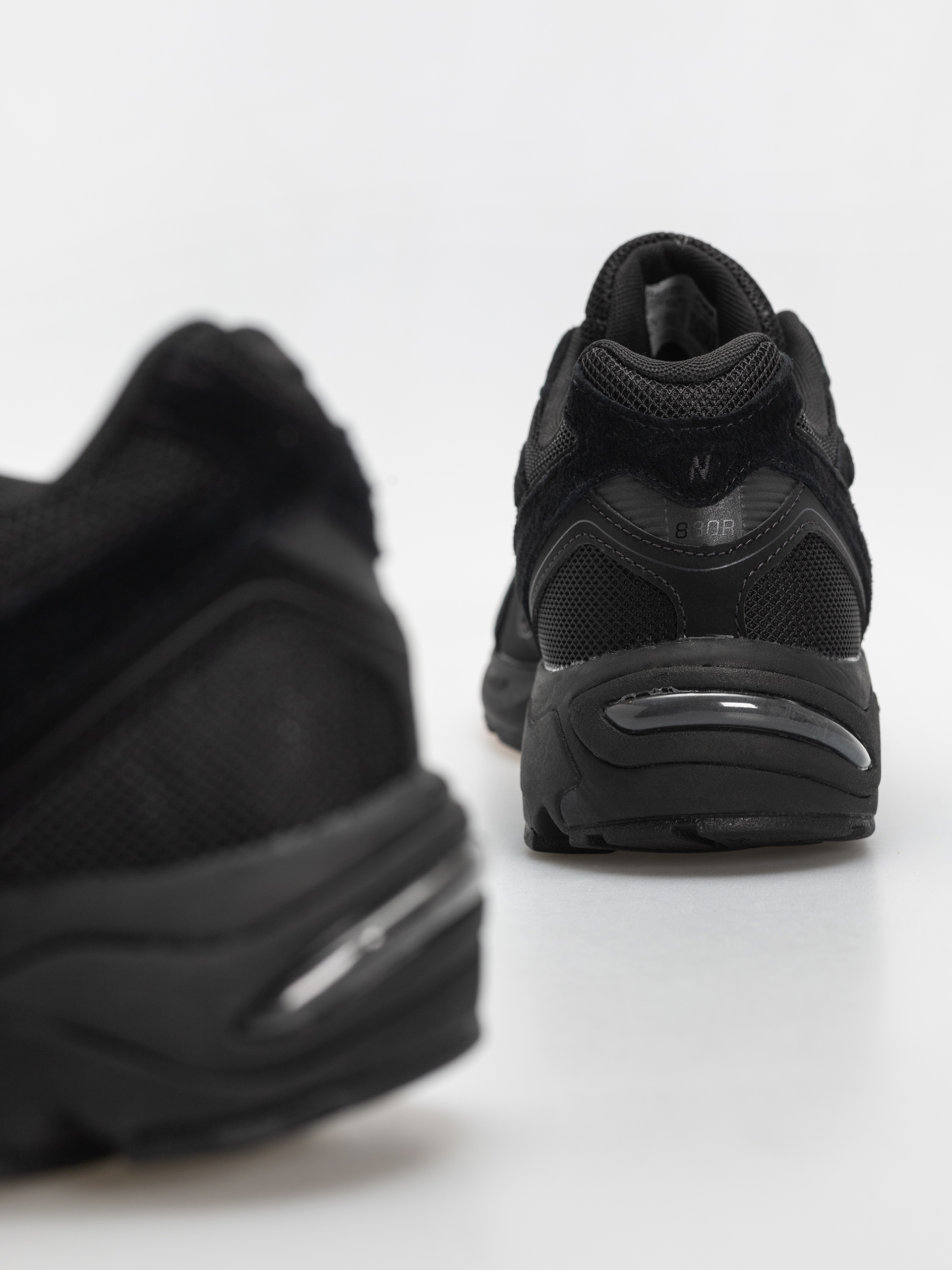 New Balance 880R Schuhe (black/black)