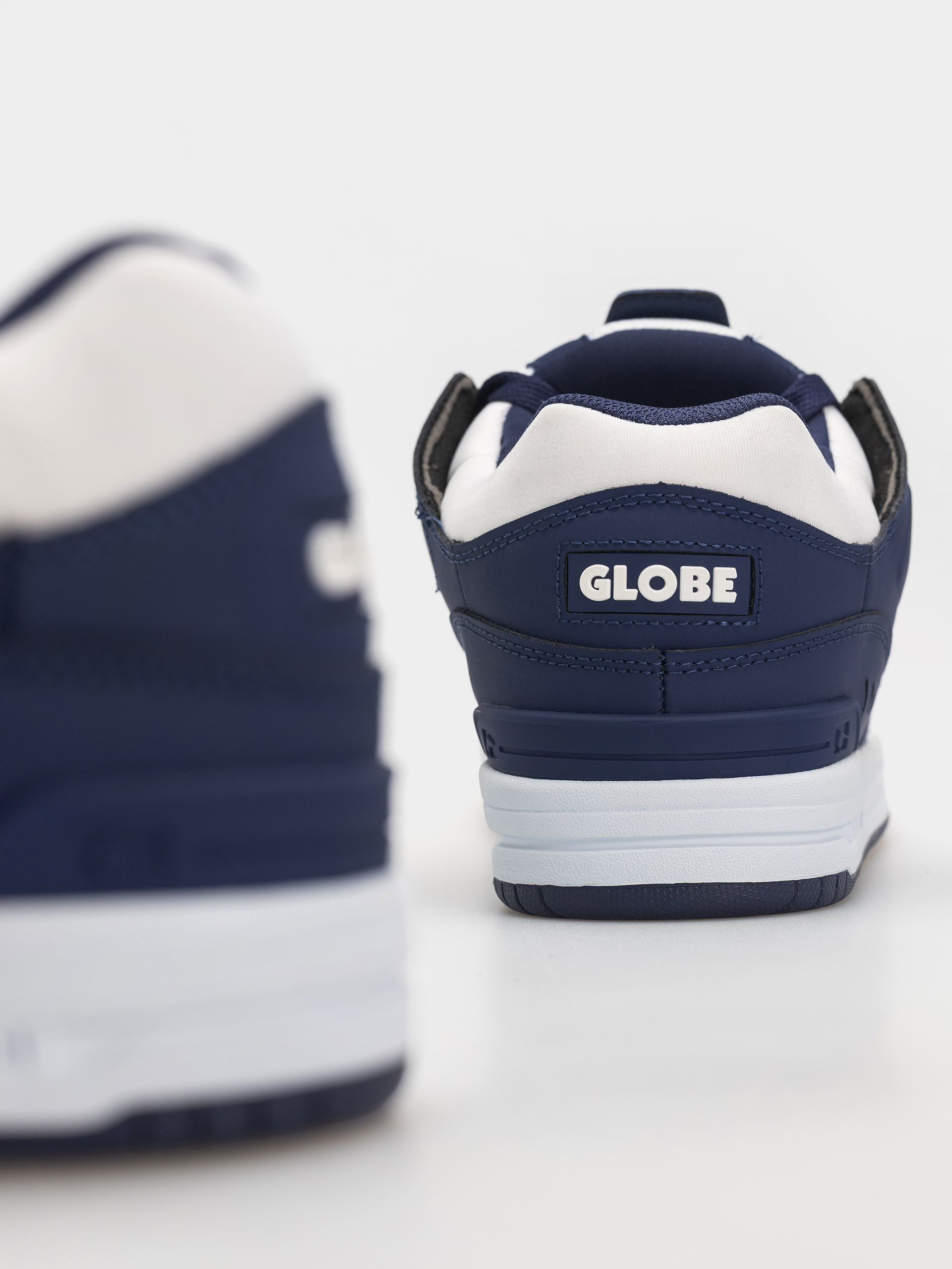 Globe Shoes Fusion (midnight/white)