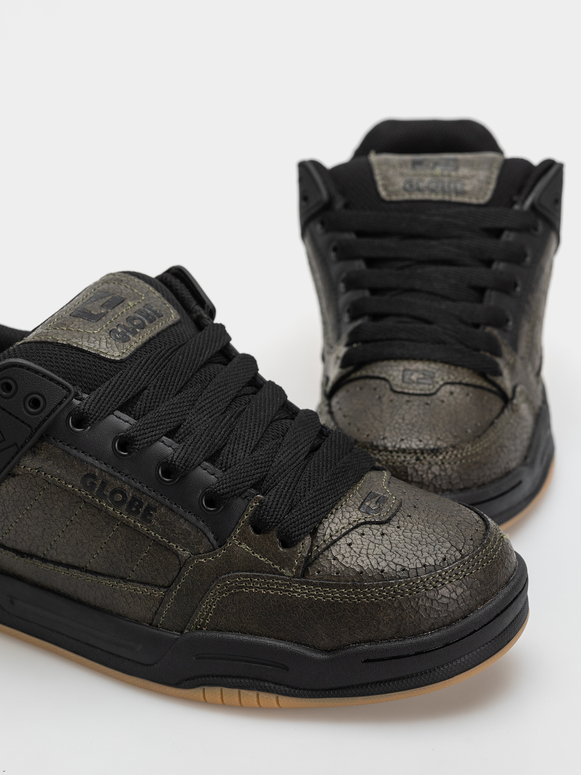 Globe Schuhe Tilt (distressed leather)