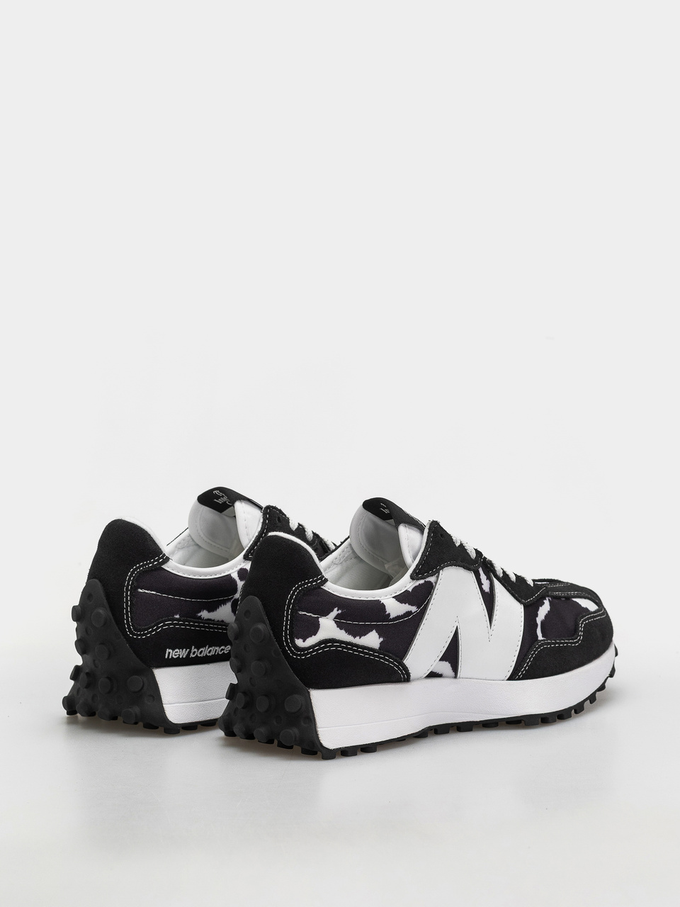 New Balance 327 Wmn Shoes (breakfast tea/pumpernickel/sea salt)