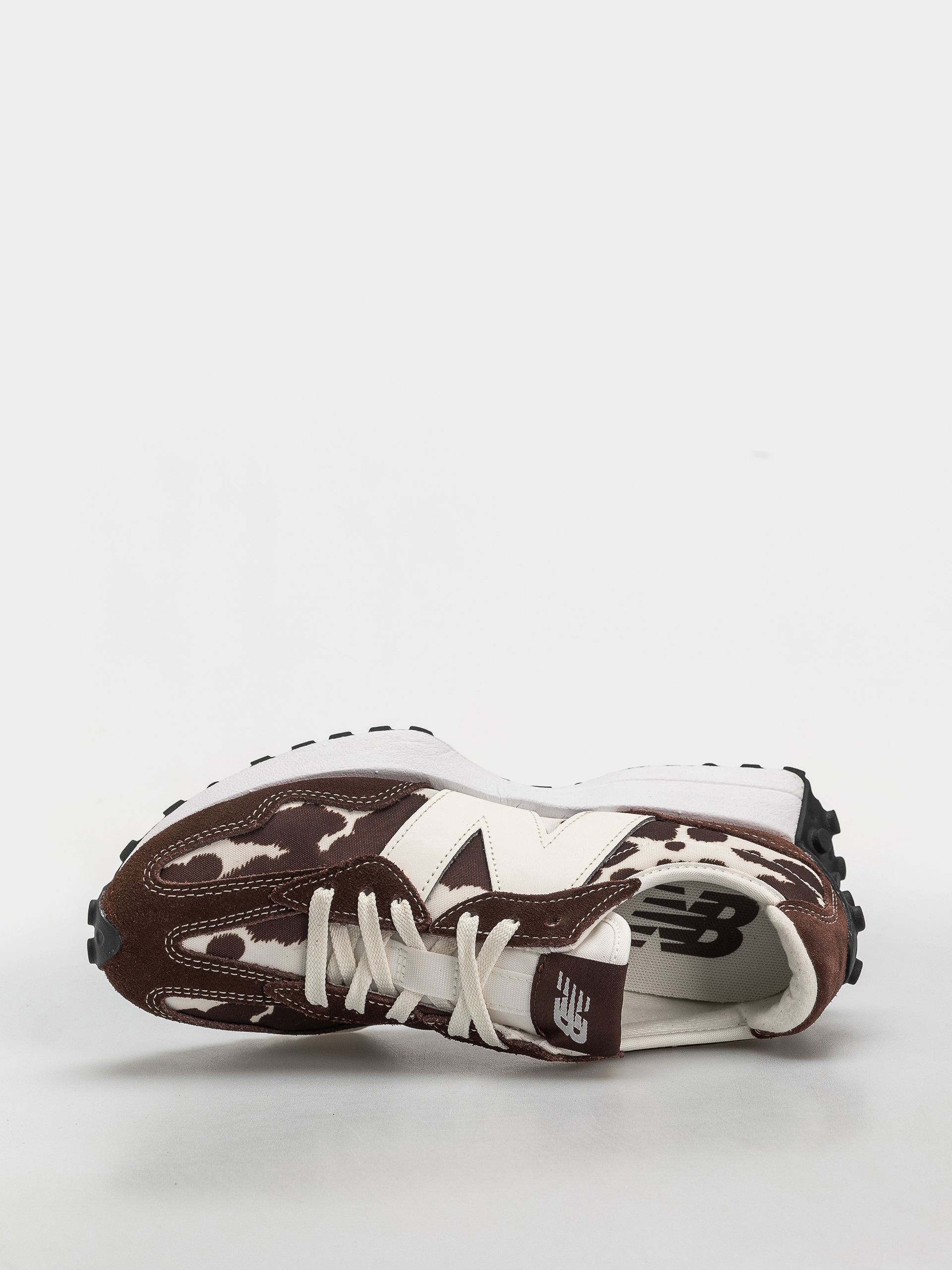 New Balance 327 Wmn Schuhe (pumpernickel/sea salt)