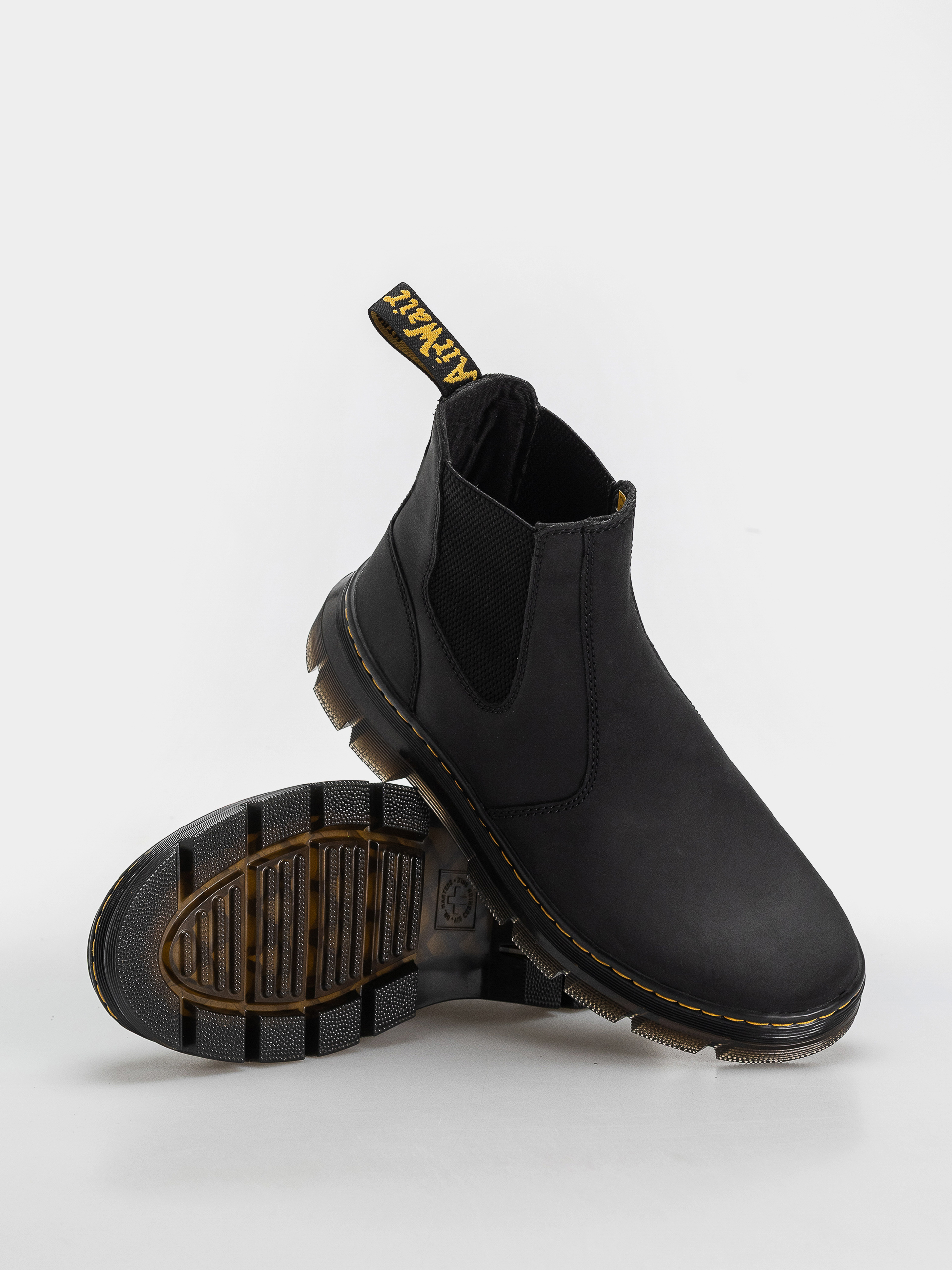 Dr. Martens Embury Shoes (black)