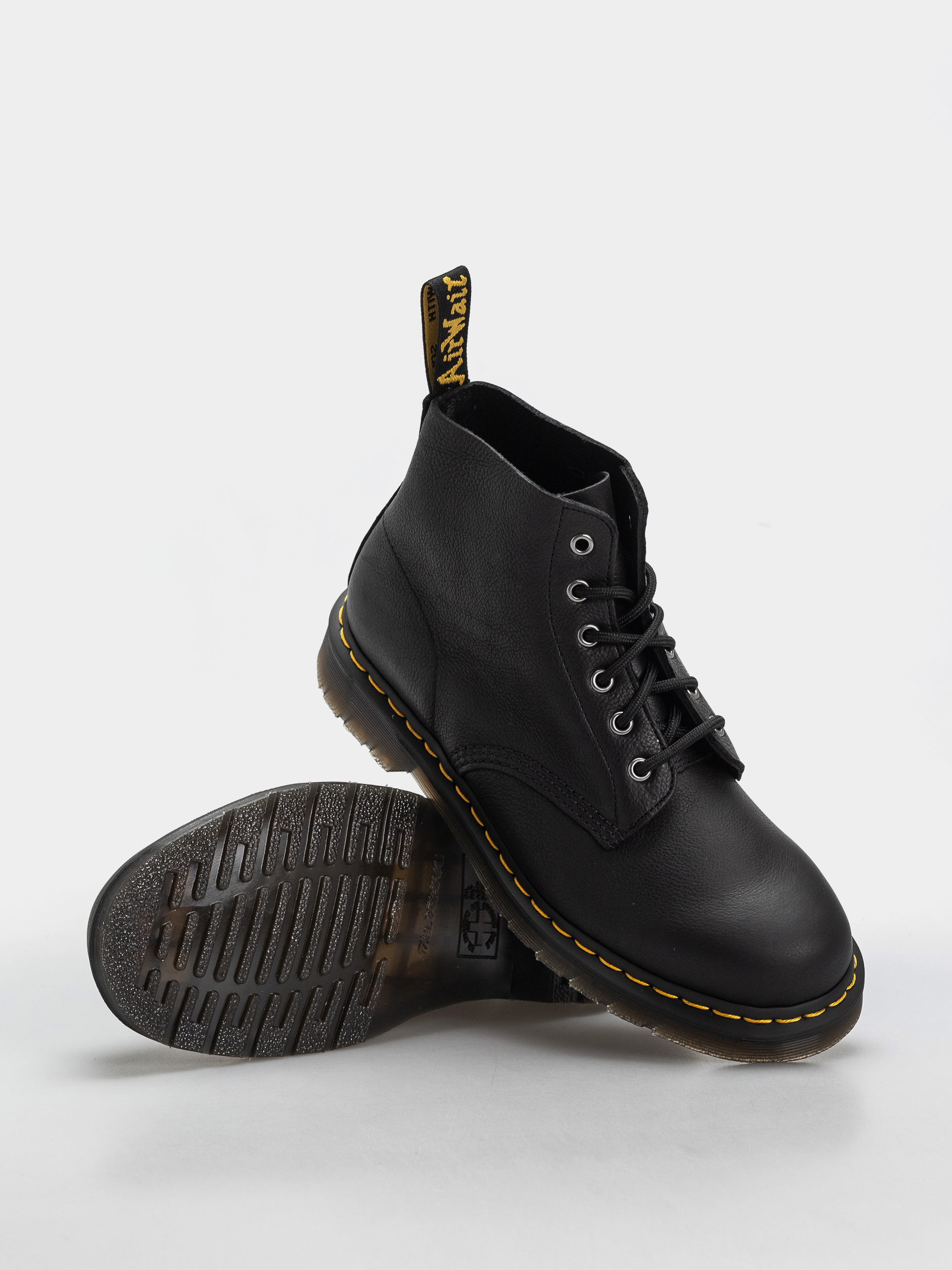 Dr. Martens 101 UB Shoes (black)