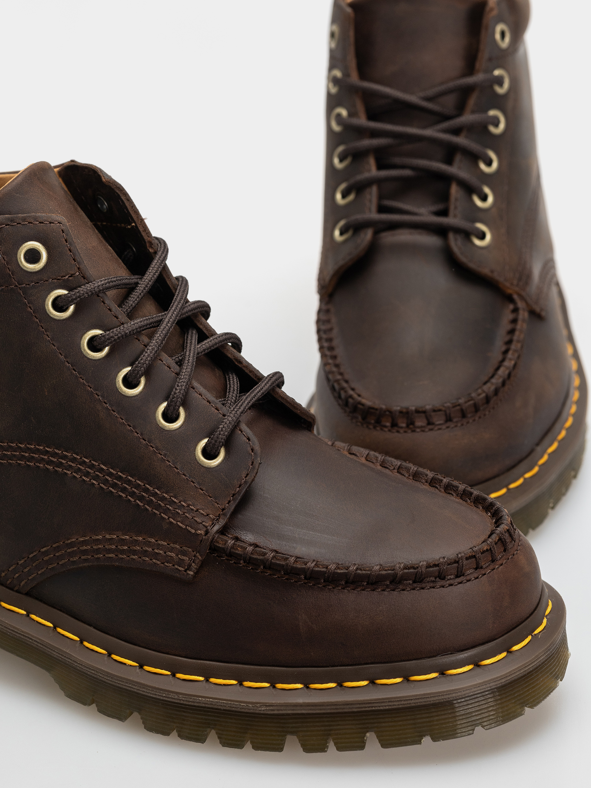 Dr. Martens Lowell Chukka Shoes (dark brown)