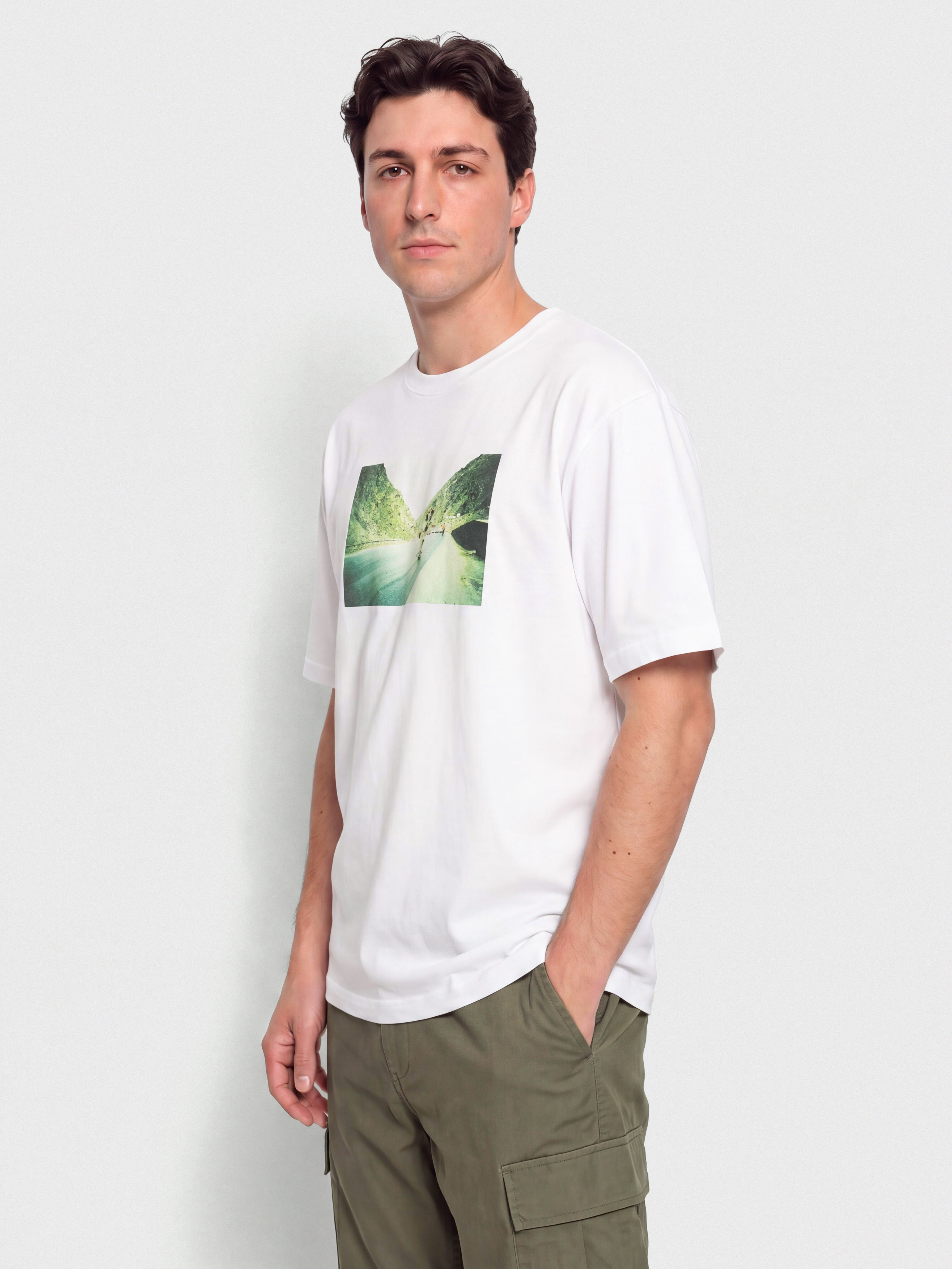 OBEY T-Shirt Skateistan Photo (white)