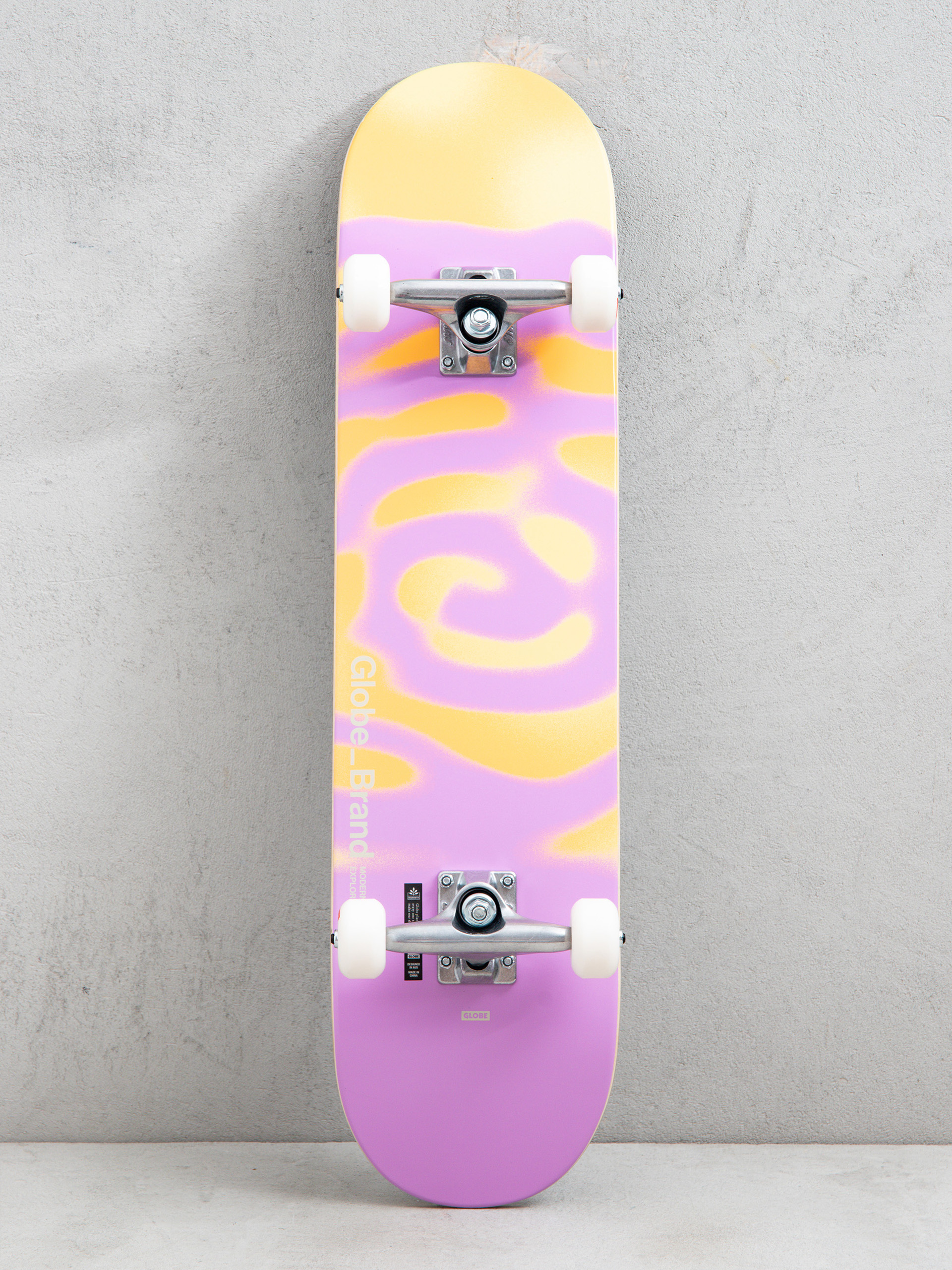 Globe G0 Pond Skateboard (pink/honey)
