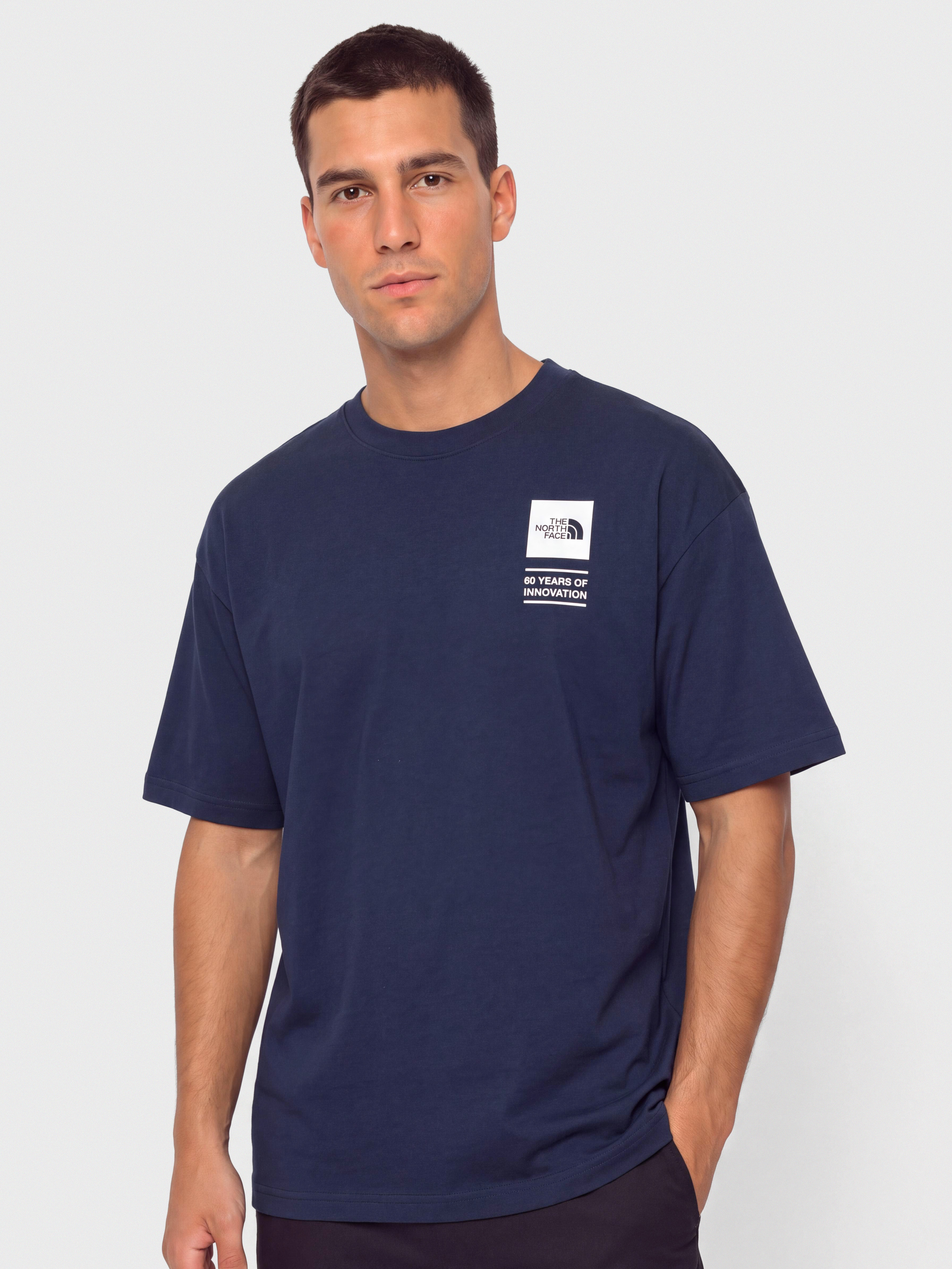 The North Face Tnf Celebration Relaxed T-Shirt (summit navy)