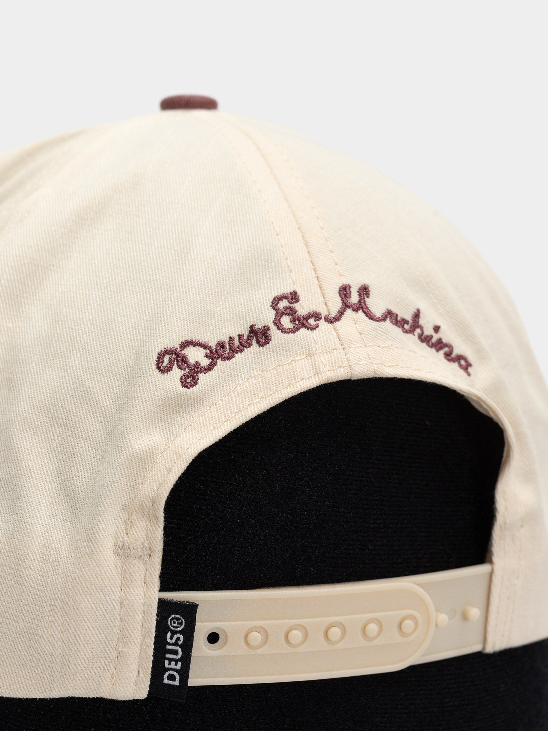 Deus Ex Machina Pill Deboss Cap (burgundy)
