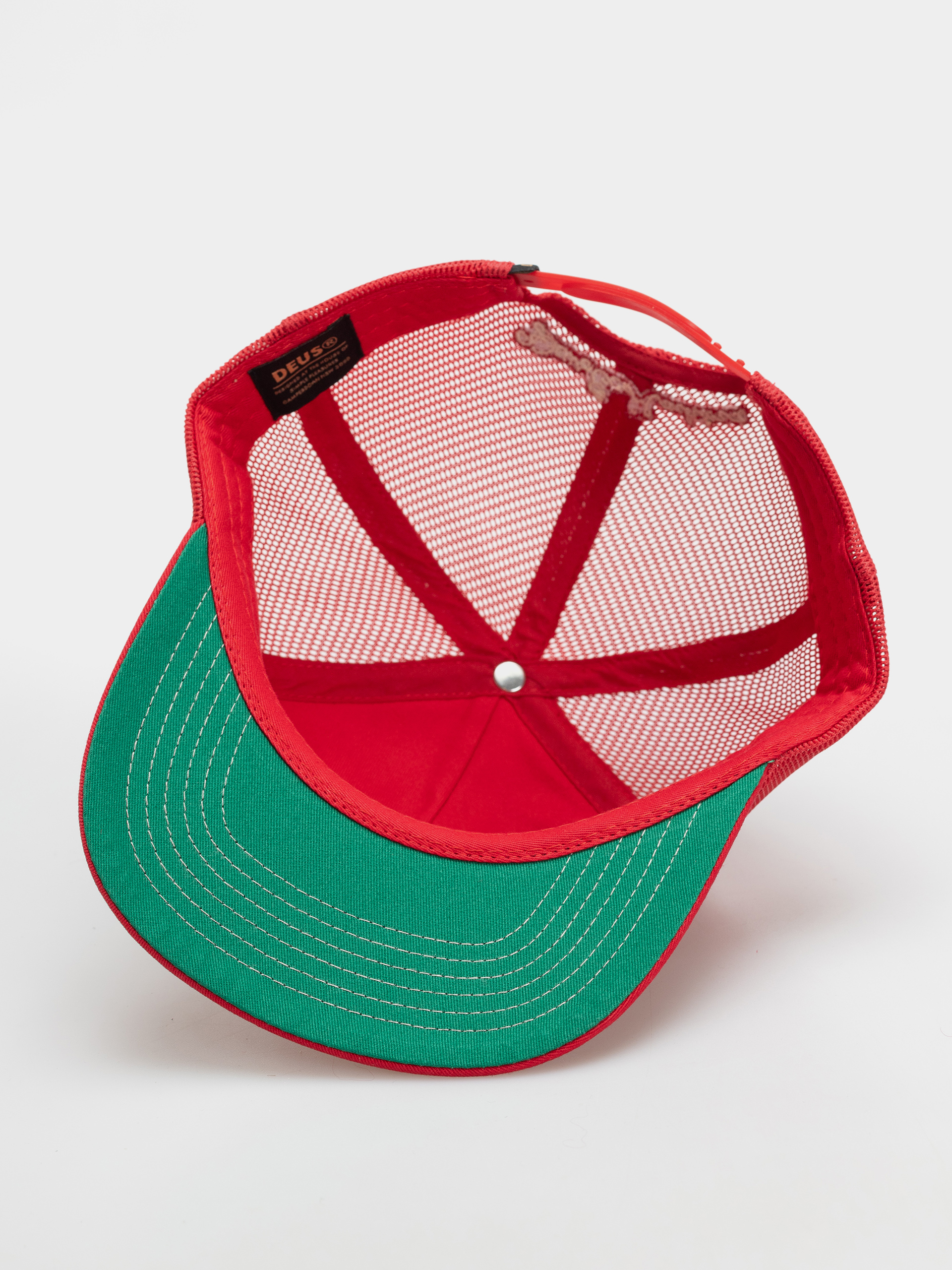 Deus Ex Machina Mudflap Trucker Cap (cherry red)