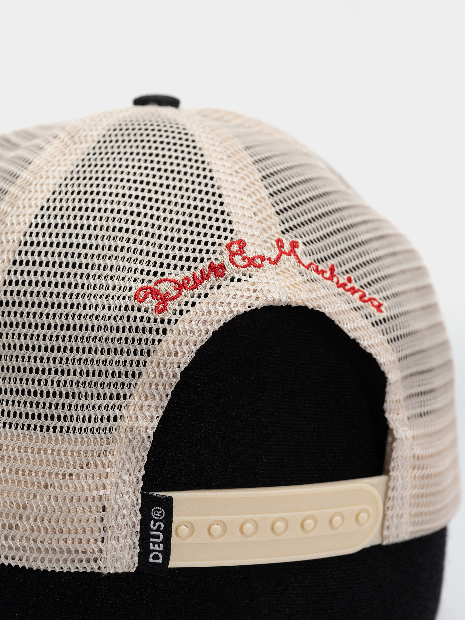 Deus Ex Machina Sanchez Trucker Cap (black)