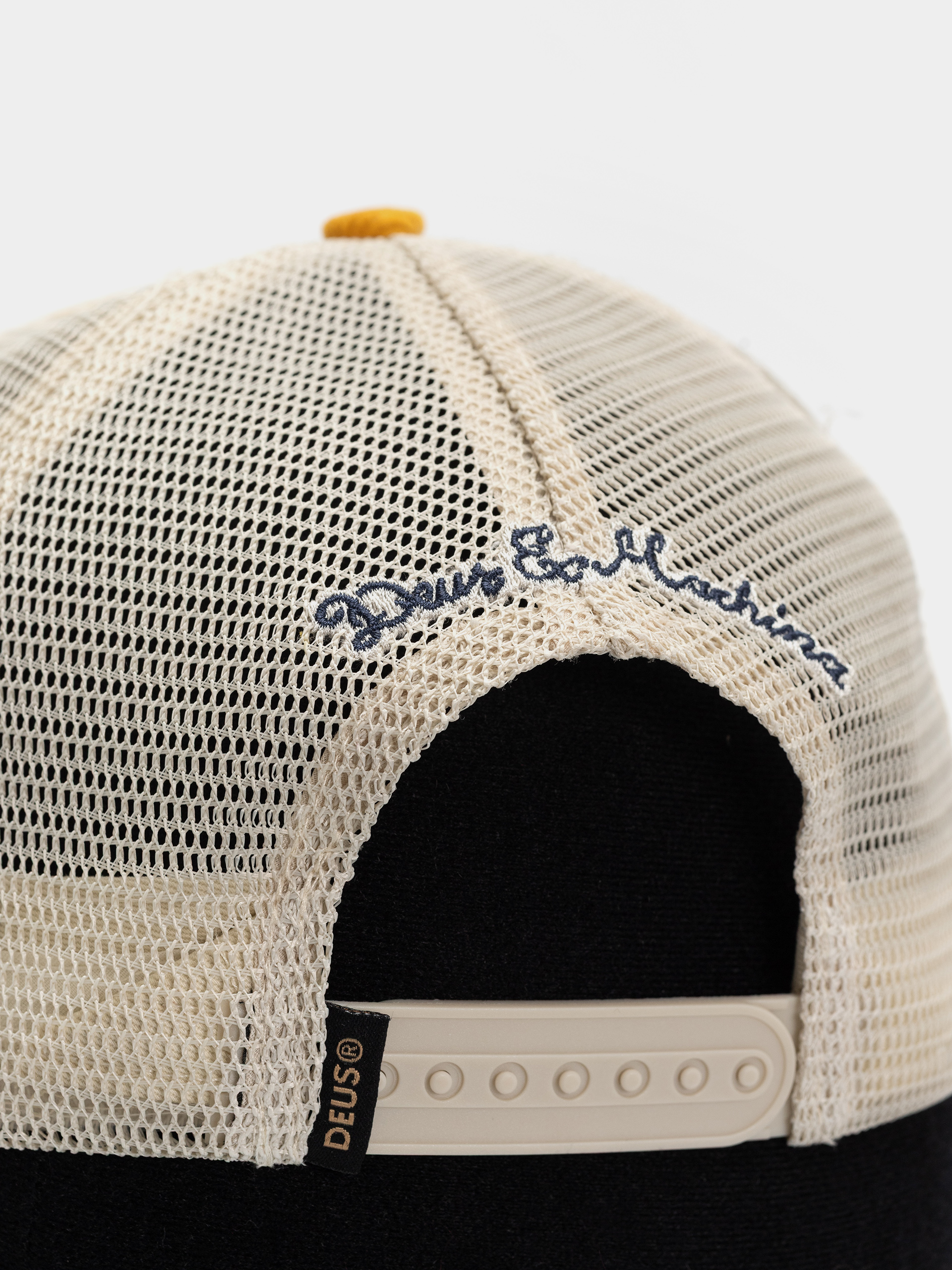 Deus Ex Machina Marsden Trucker Cap (radiant yellow)
