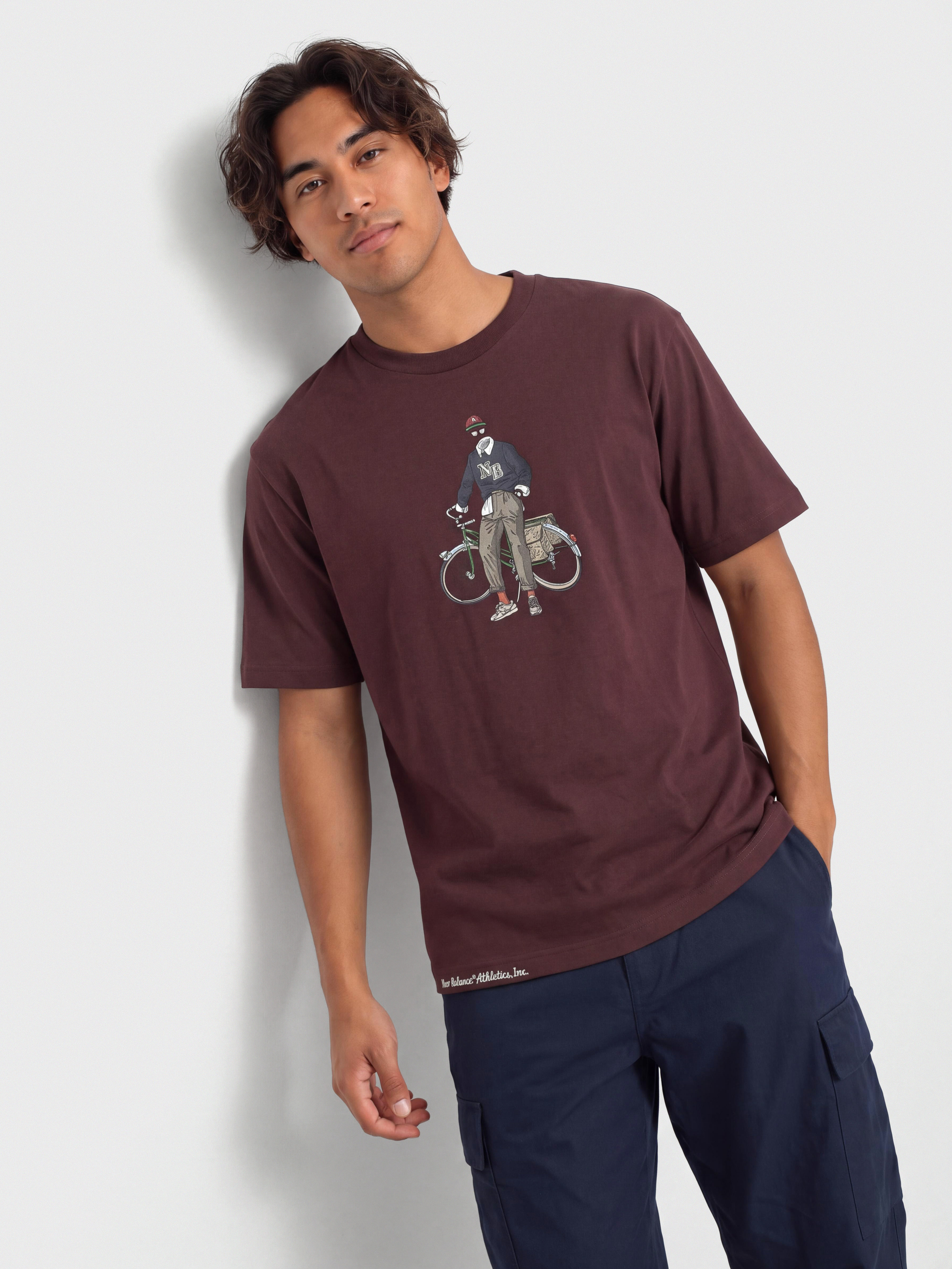 New Balance T-Shirt Varsity Bike (cherry leather)