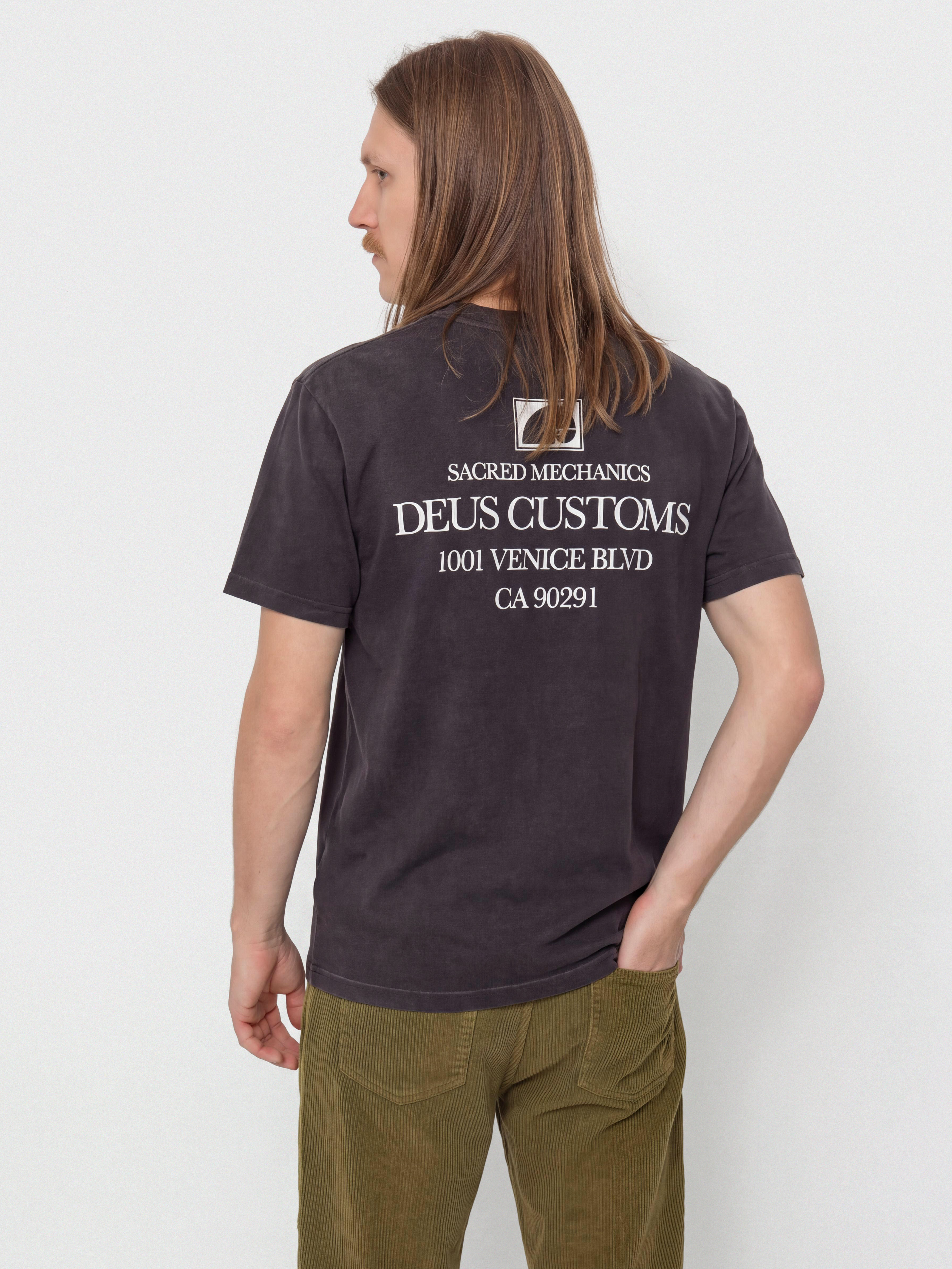 Deus Ex Machina Perfect Ratio T-Shirt (black beauty)