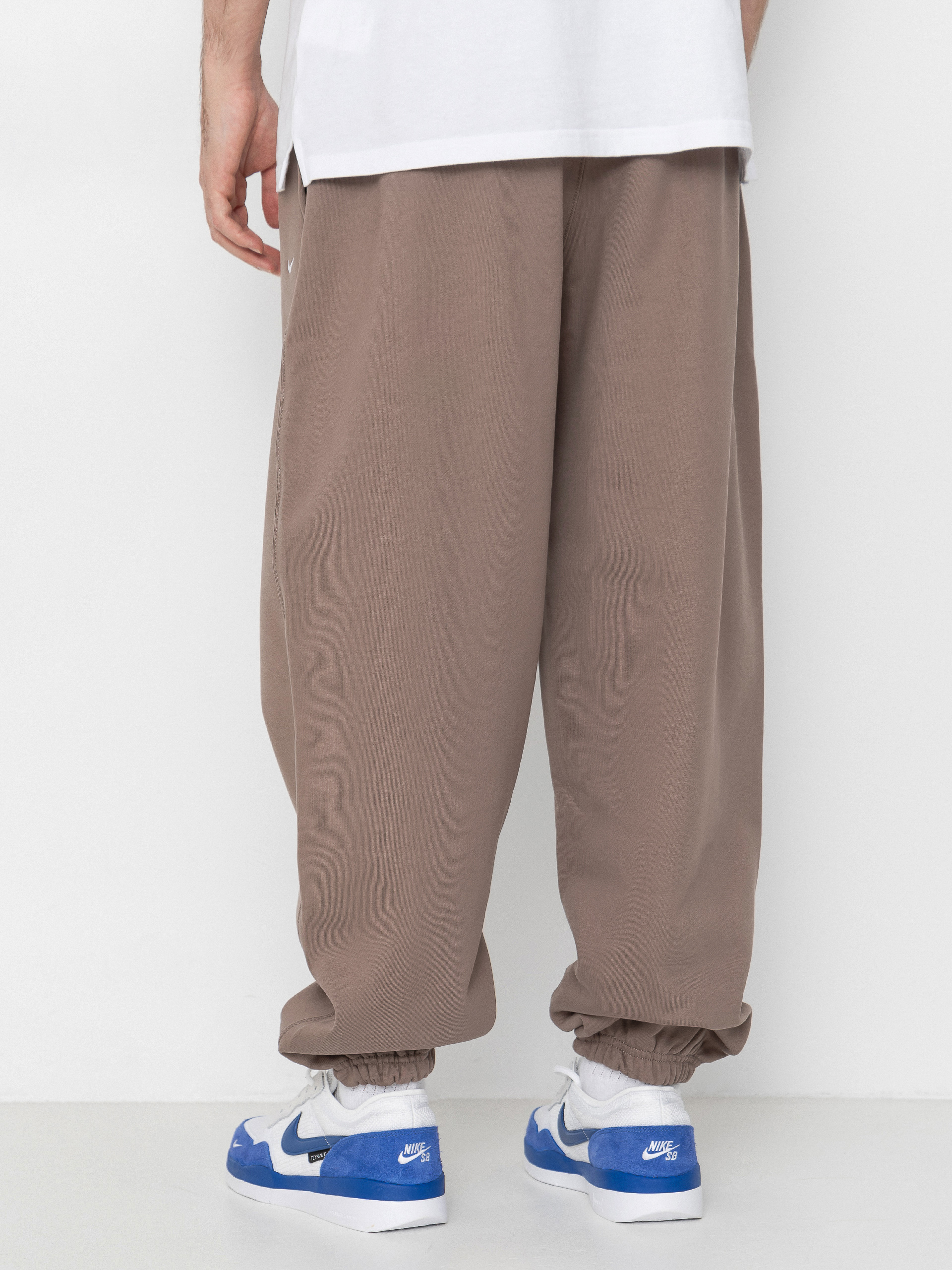 Nike SB Solo Swoosh Pants (mink brown/mink brown/white)