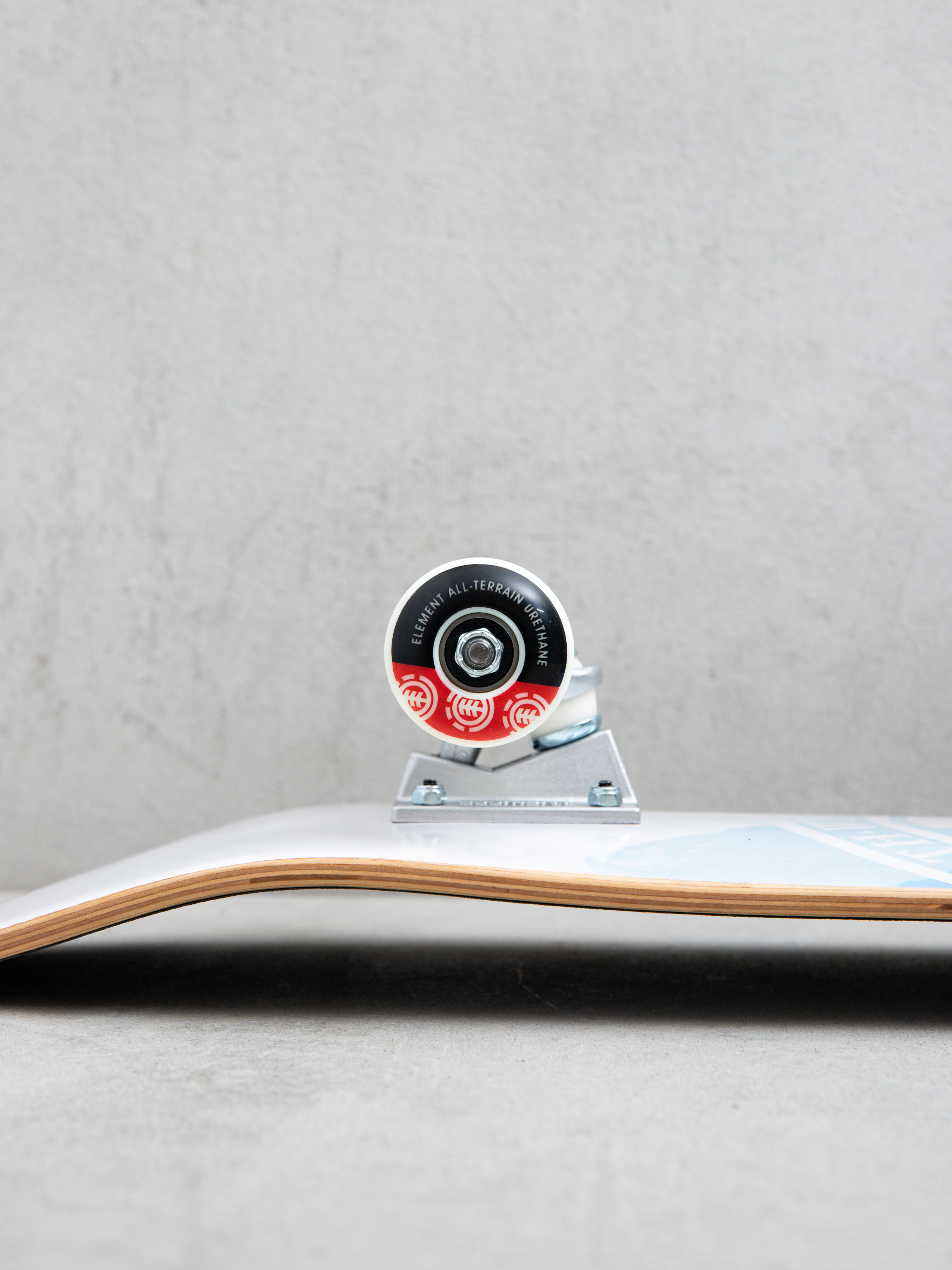 Element Valley Skateboard