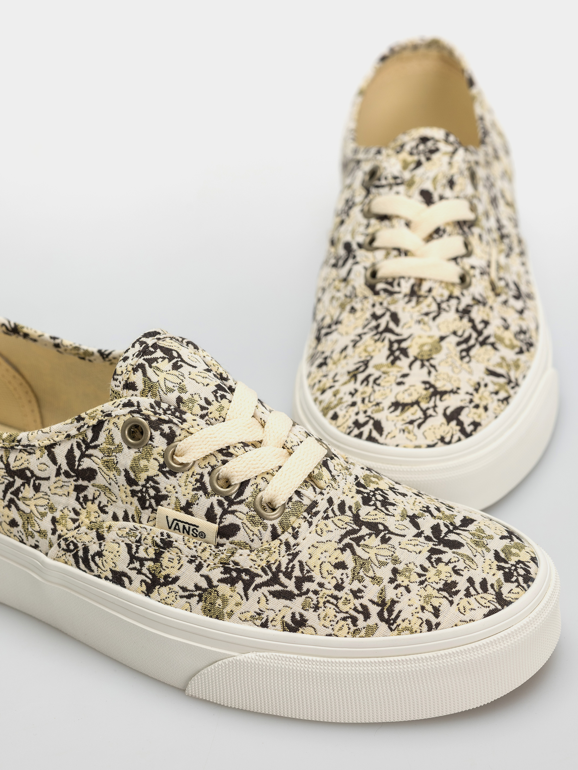 Vans Authentic Shoes (almond crisp/mu)