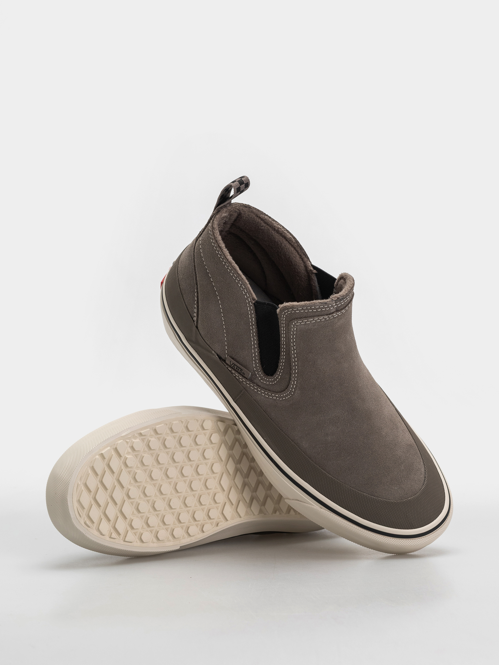 Vans Mid Slip Insulated Shoes (bungee cord)