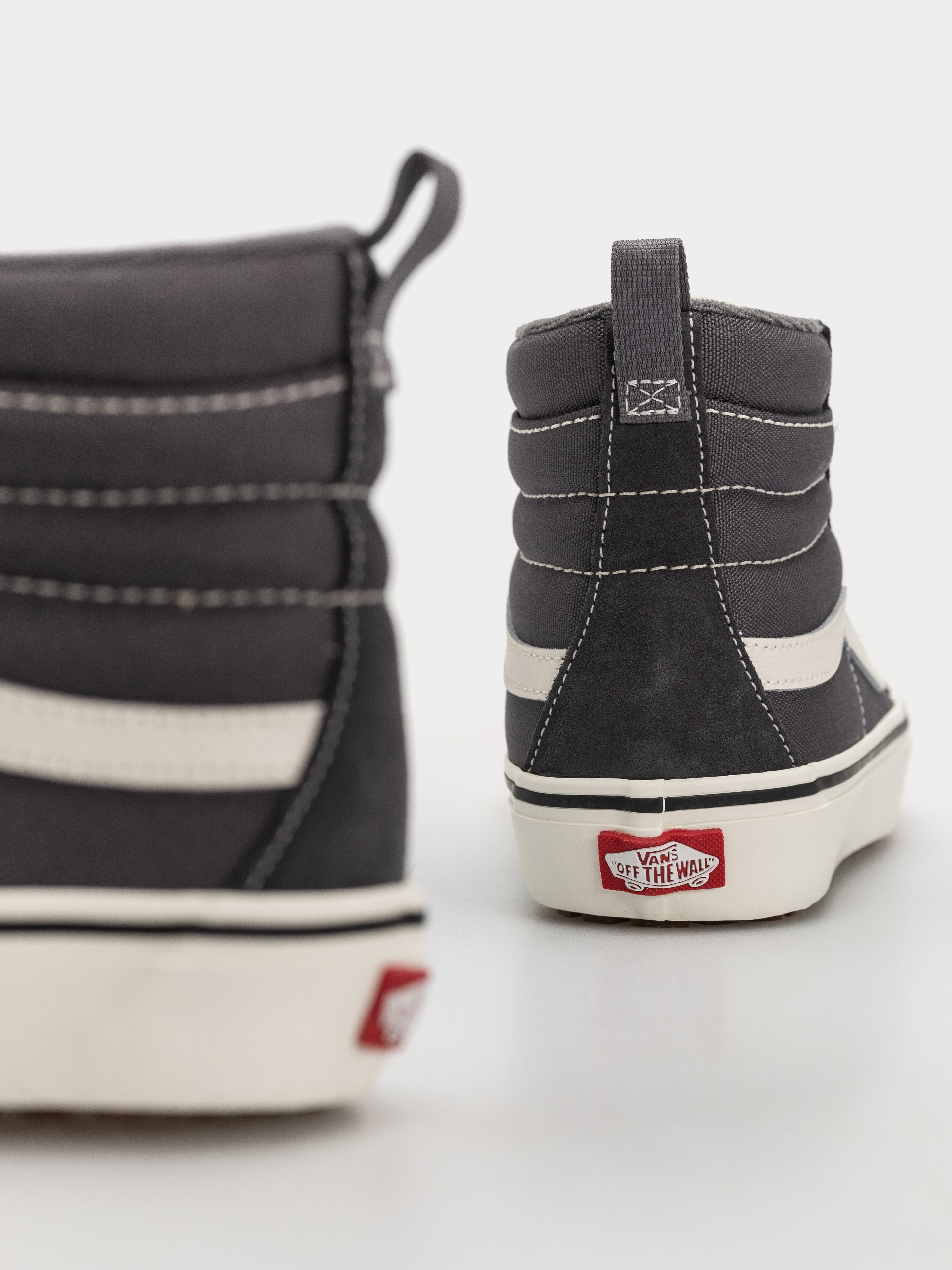 Vans Sk8 Hi Insulated Schuhe (asphalt)