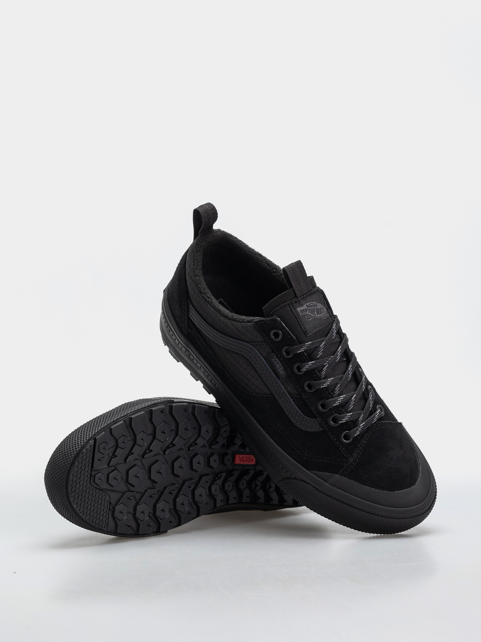 Vans Old Skool Waterproof Insulated Mte Shoes (black/black/gry)