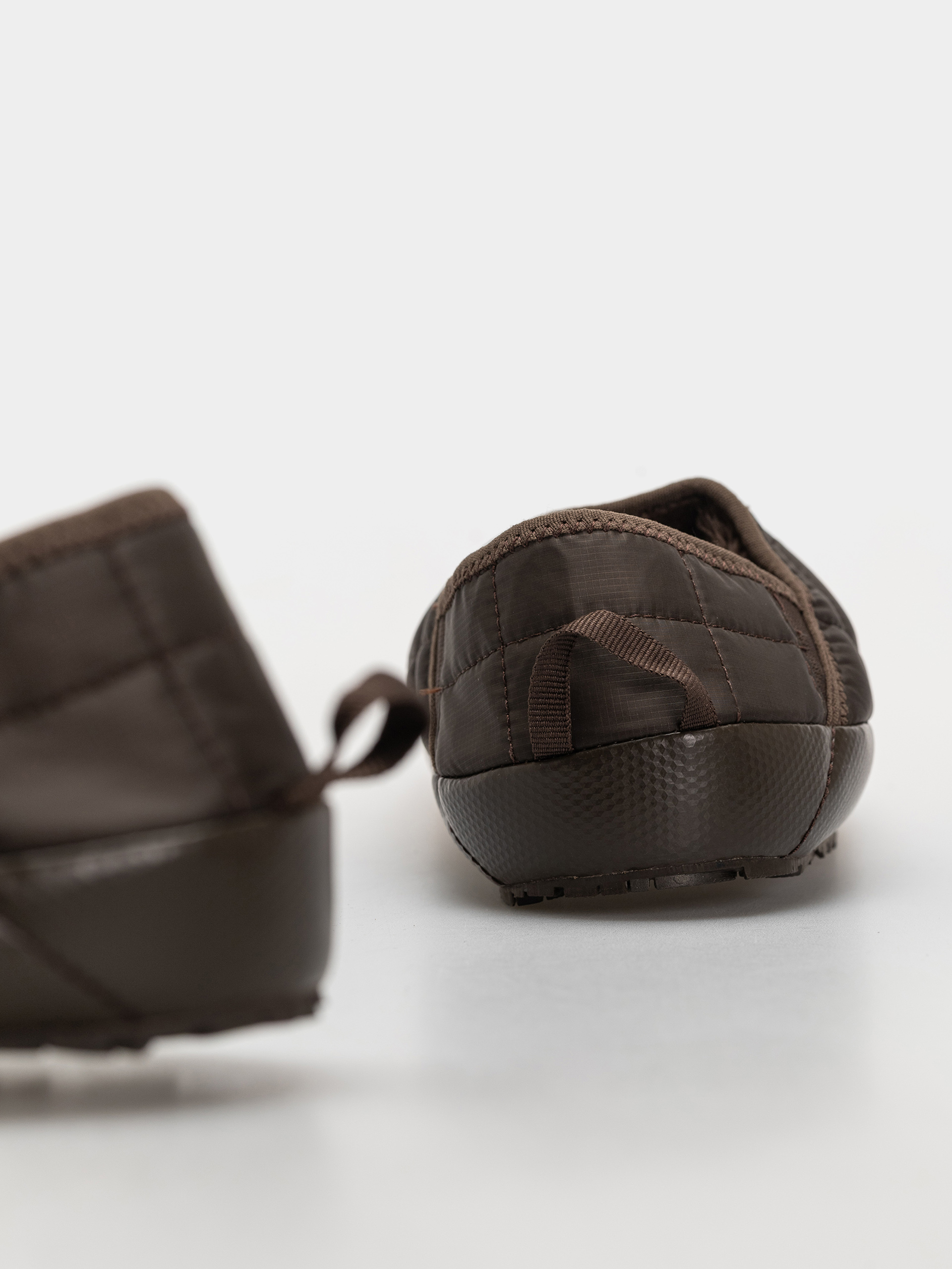 The North Face Shoes Thermoball Traction Mule V Wmn (dark chestnut/dark chestnut)