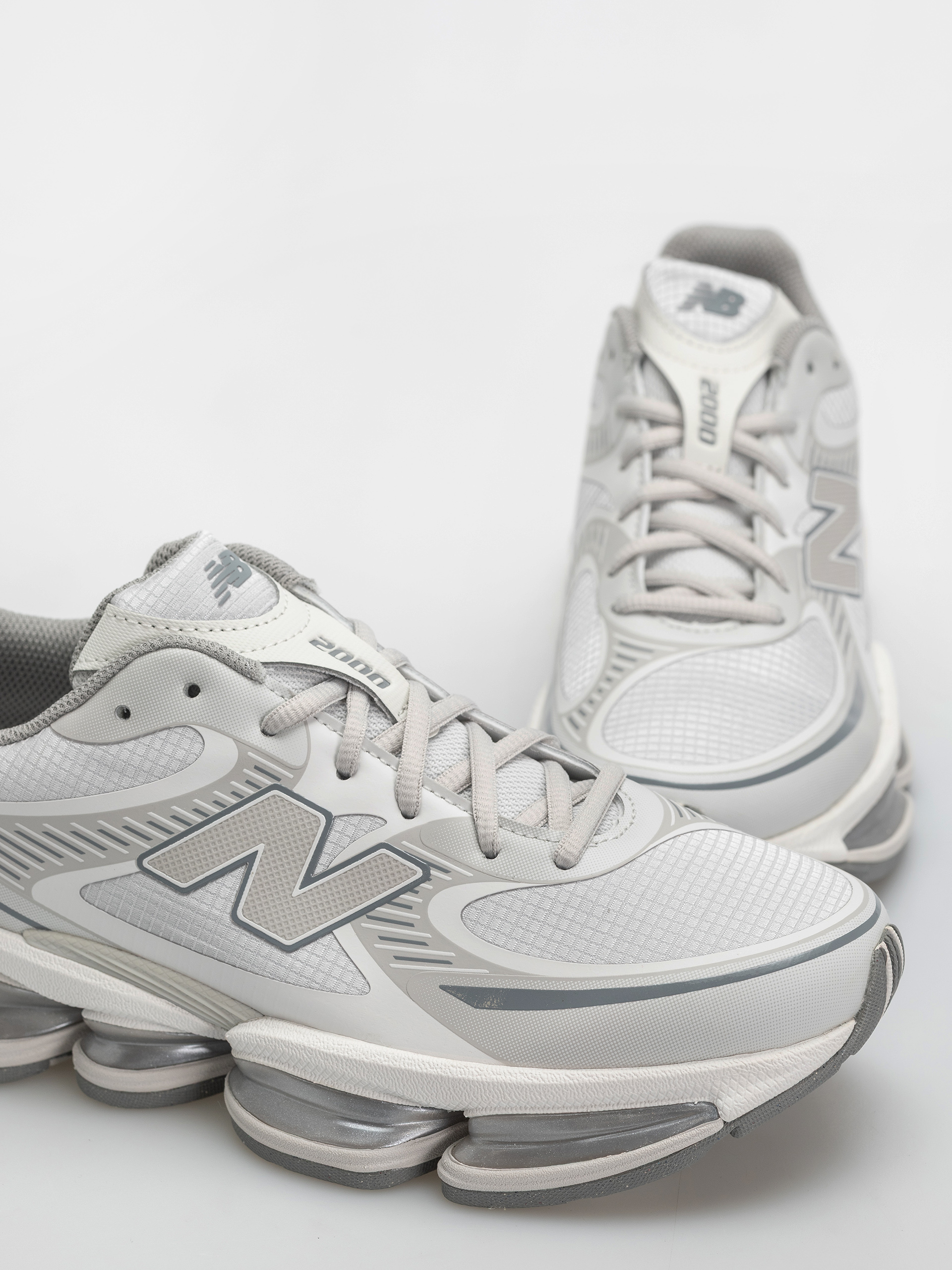 New Balance Shoes 2000 (reflection/grey matter/slate grey)