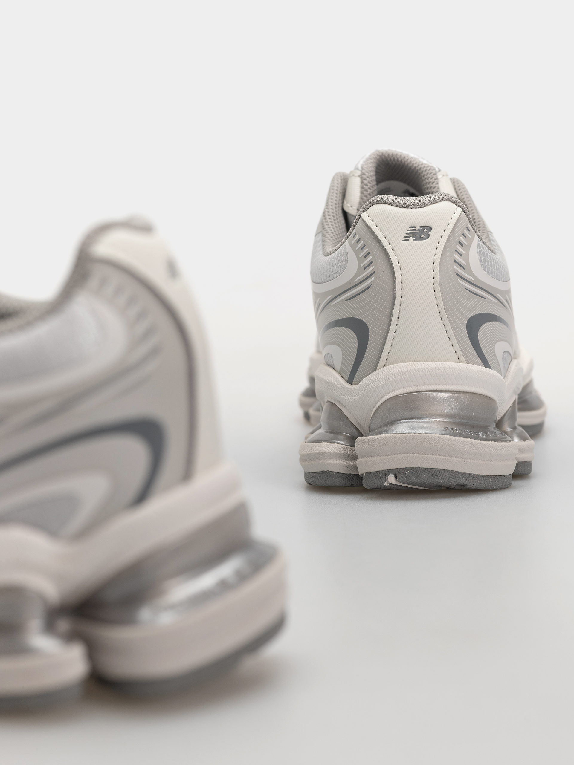 New Balance Schuhe 2000 (reflection/grey matter/slate grey)