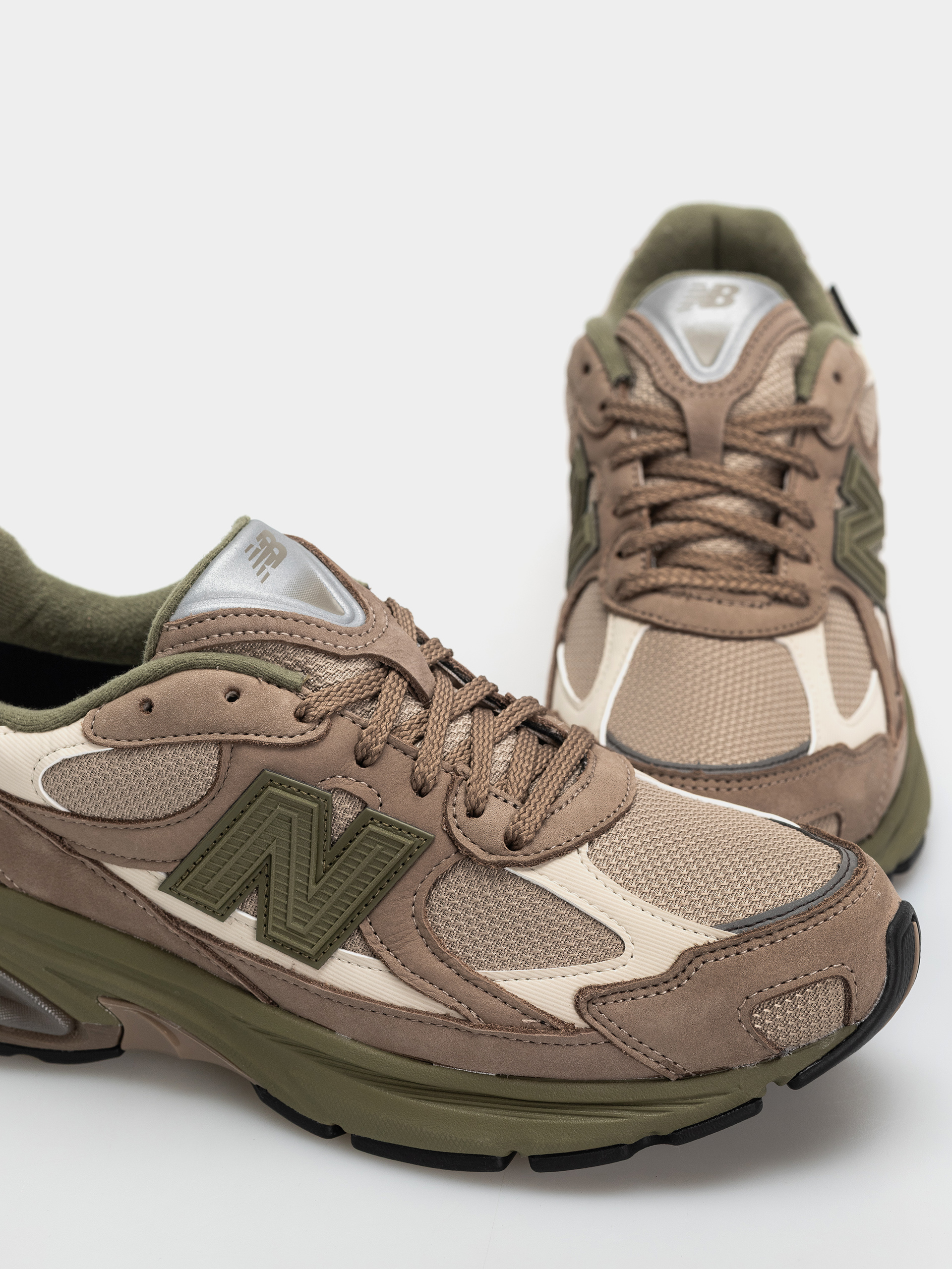 New Balance Shoes 2010 (light mushroom/timberwolf)