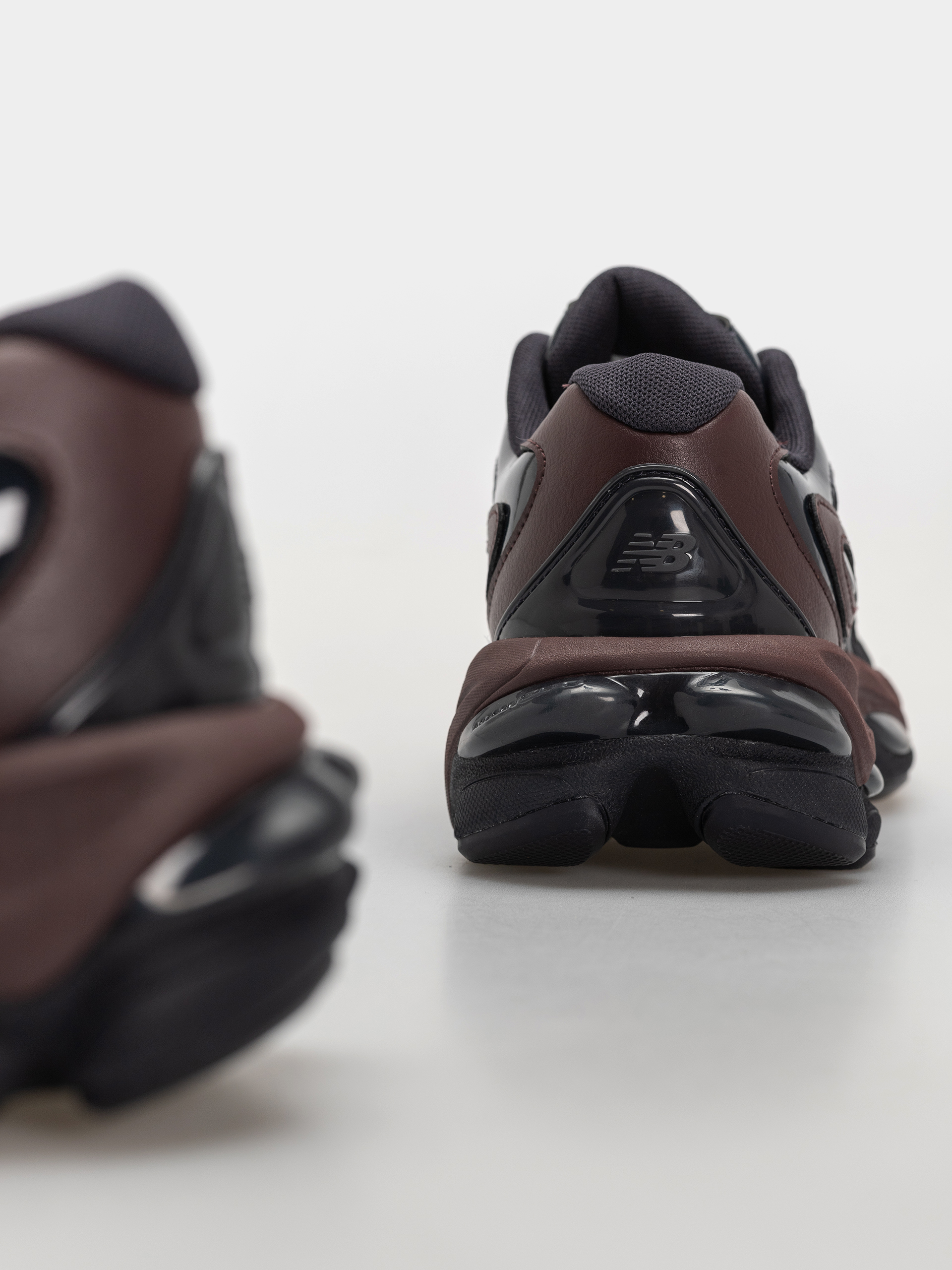 New Balance Shoes 983 (cherry leather/dark night)