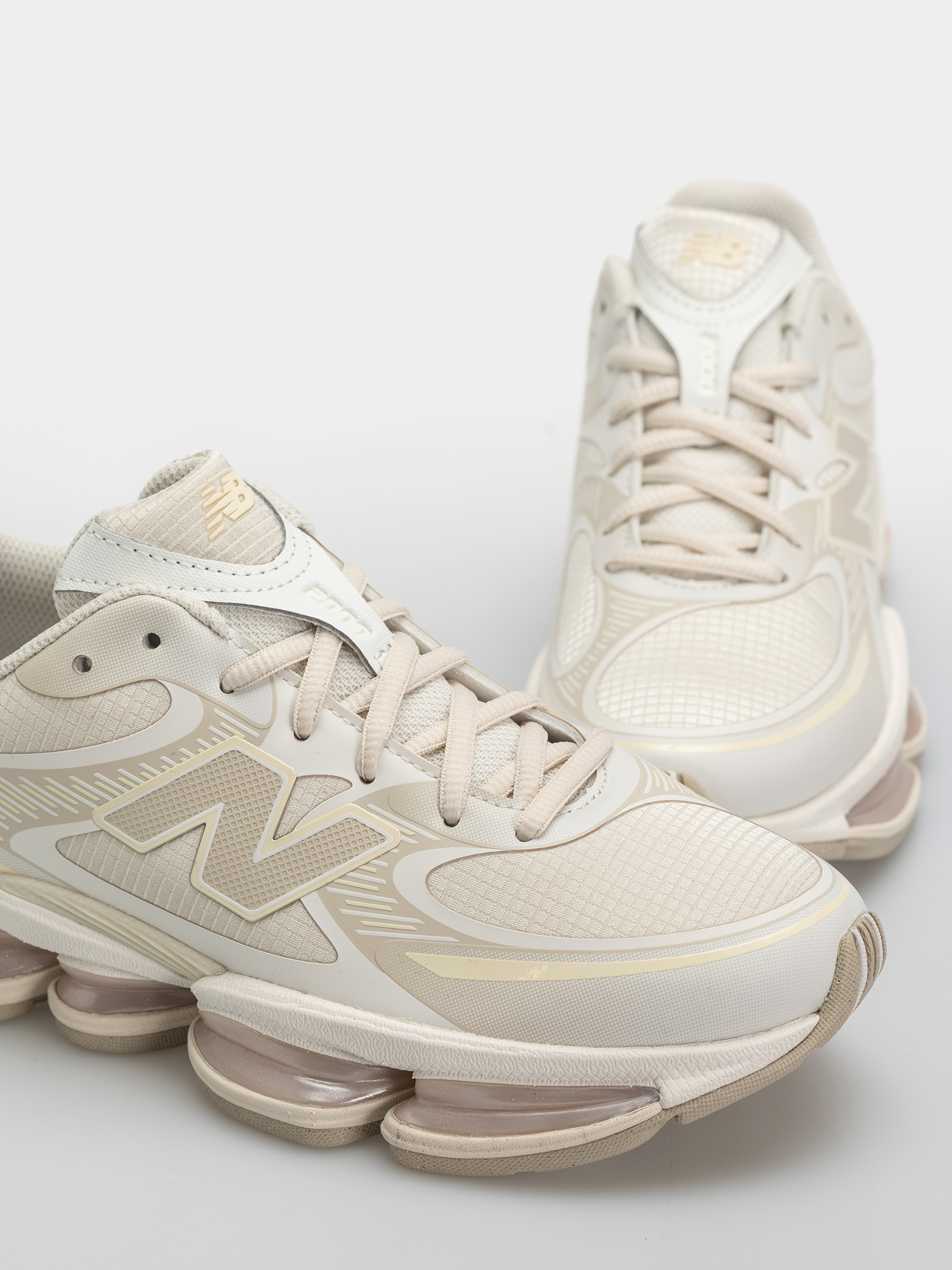 New Balance 2000 Schuhe (linen/sea salt/timberwolf)
