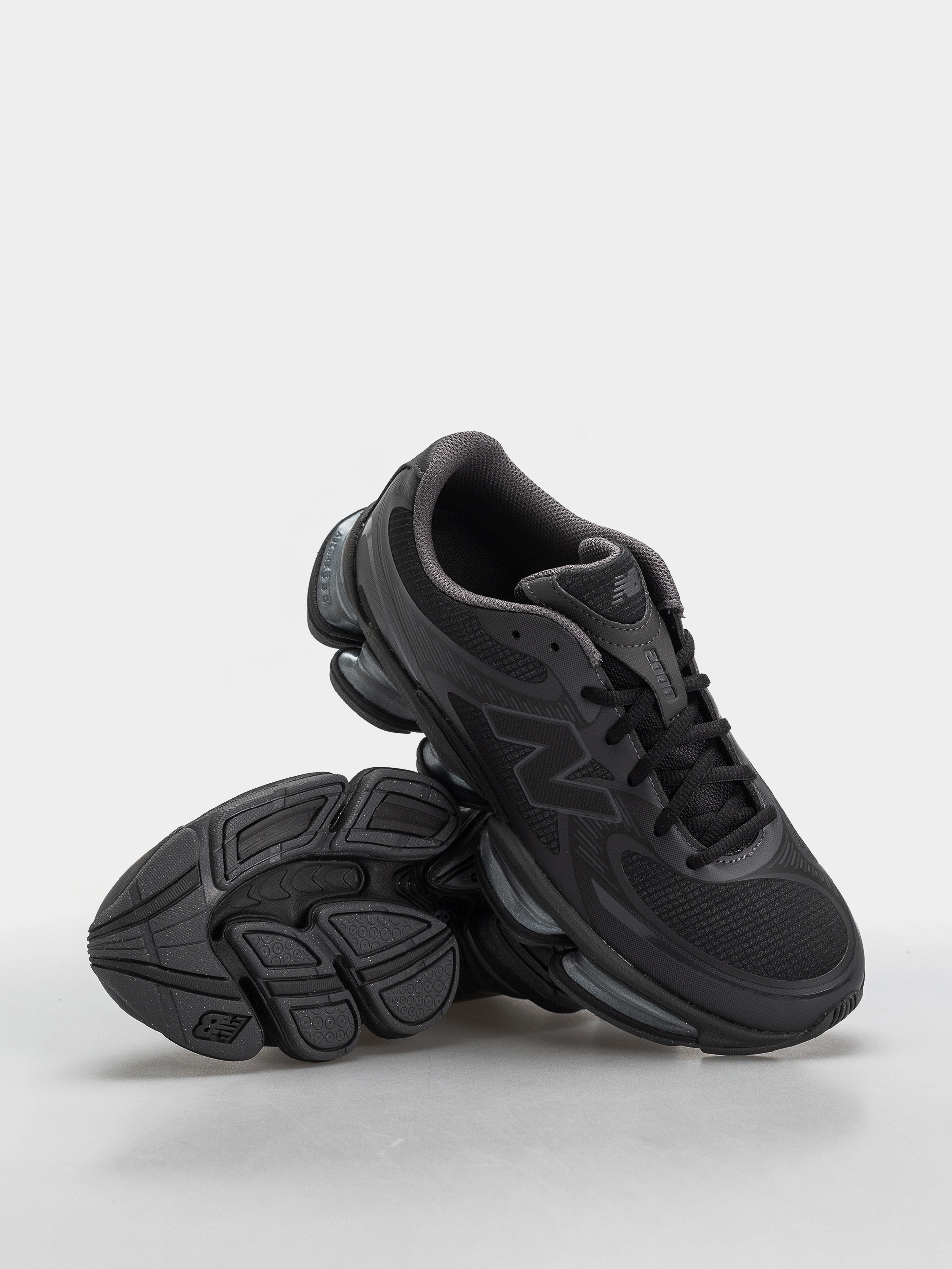 New Balance 2000 Schuhe (black/black cement/magnet)