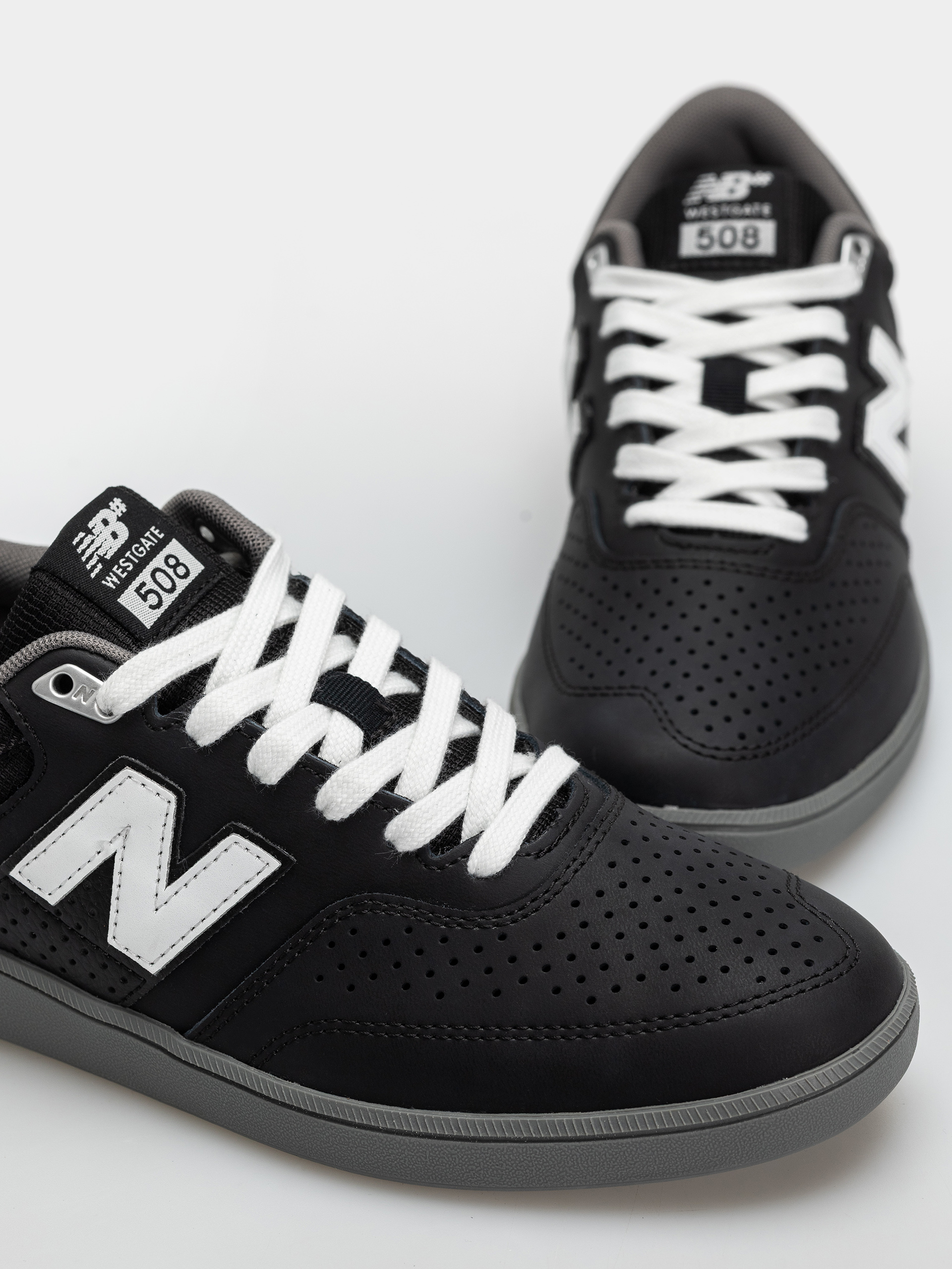 New Balance Shoes 508 (black/white)