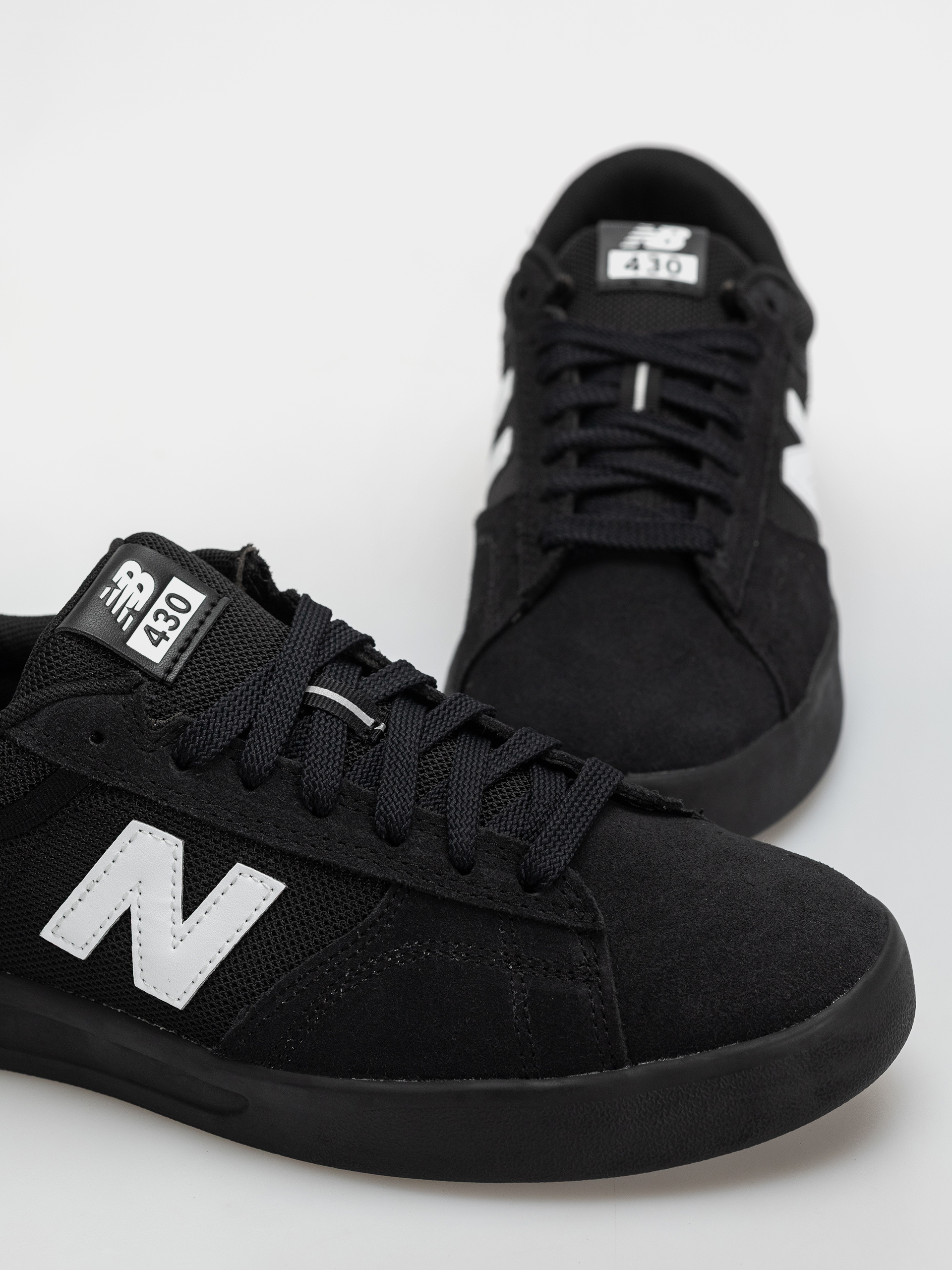New Balance Shoes 430 (black/white)