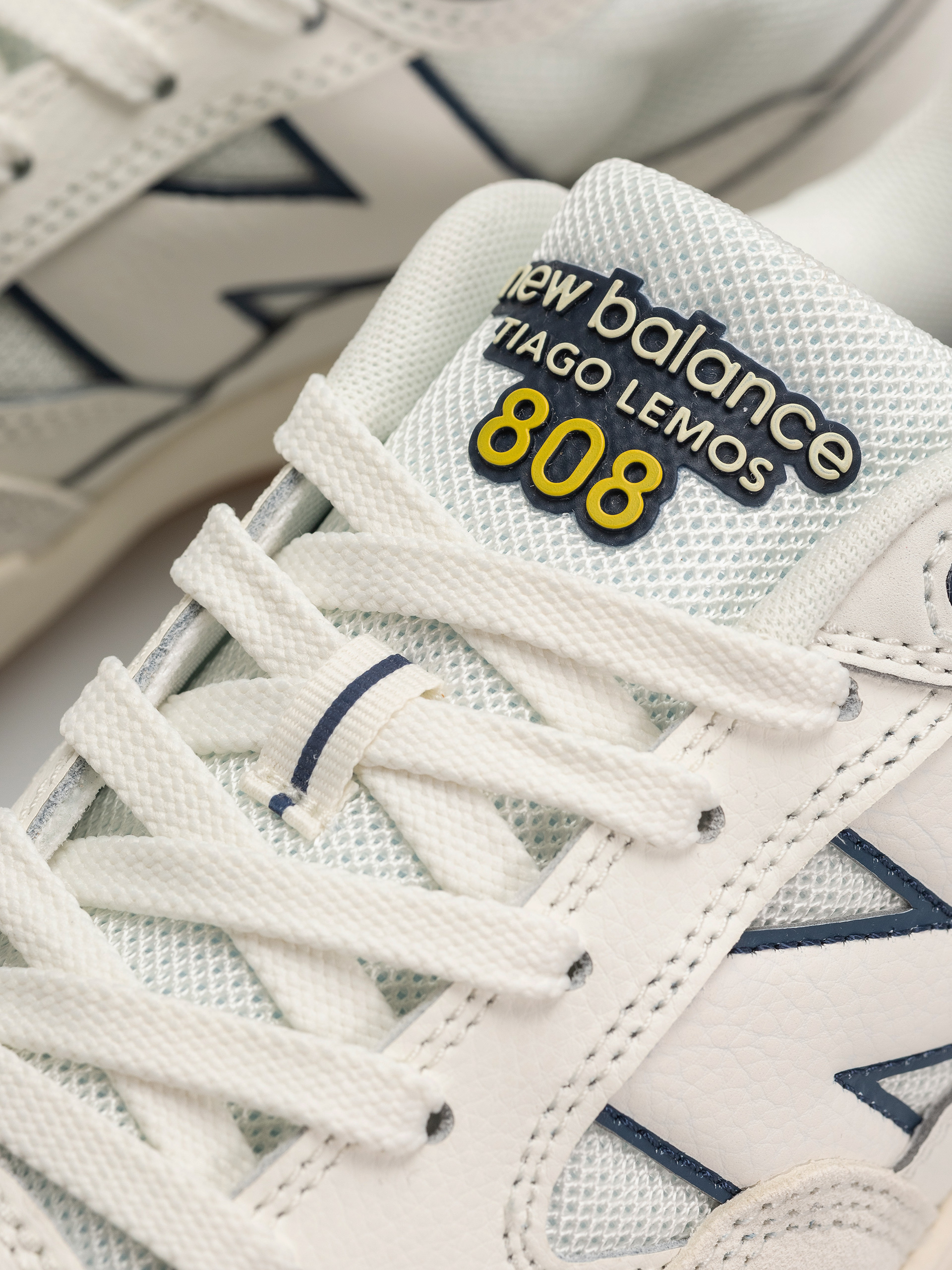 New Balance Shoes 808 (sea salt/navy)