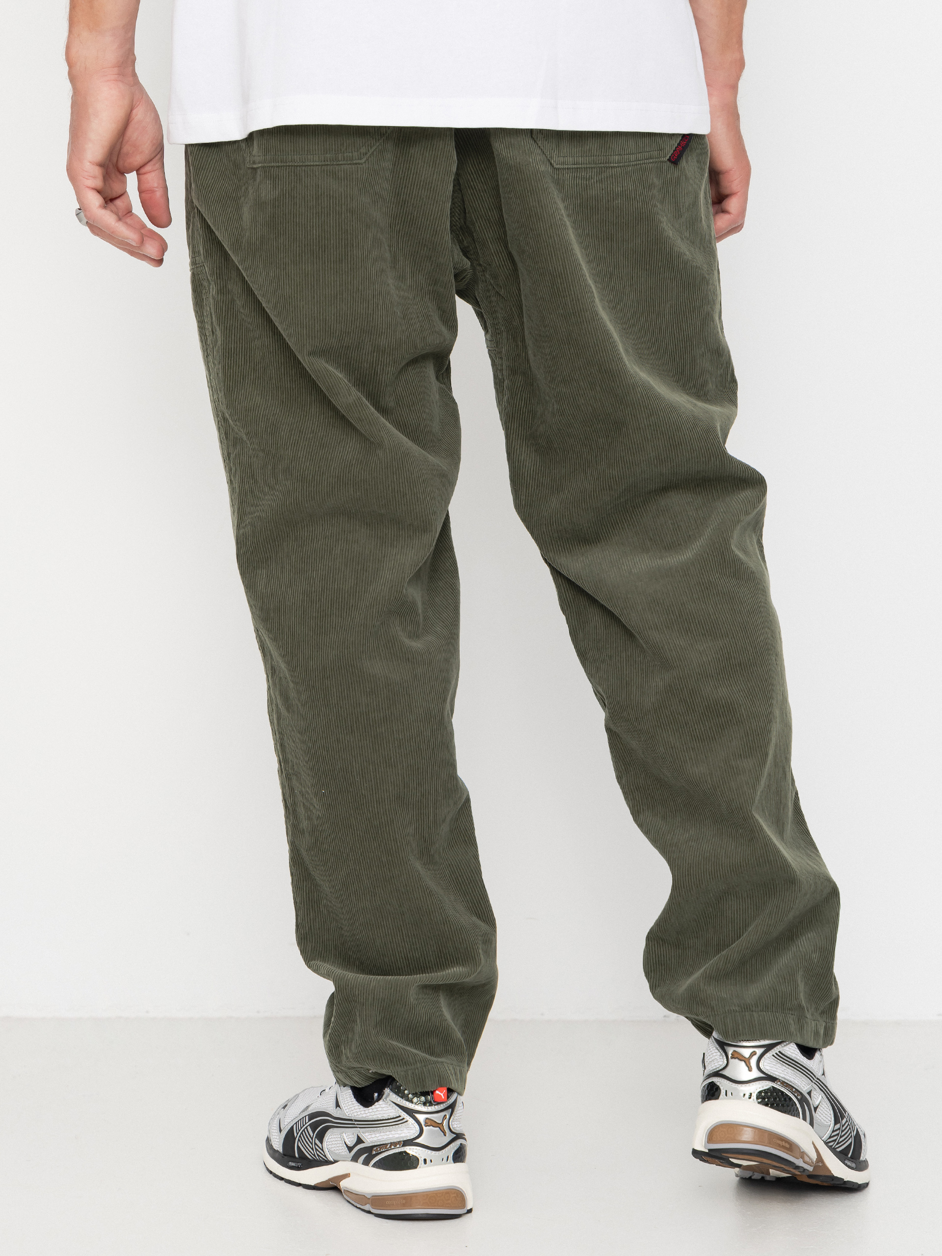 Gramicci Corduroy Loose Tapered Ridge Pants (toned olive)
