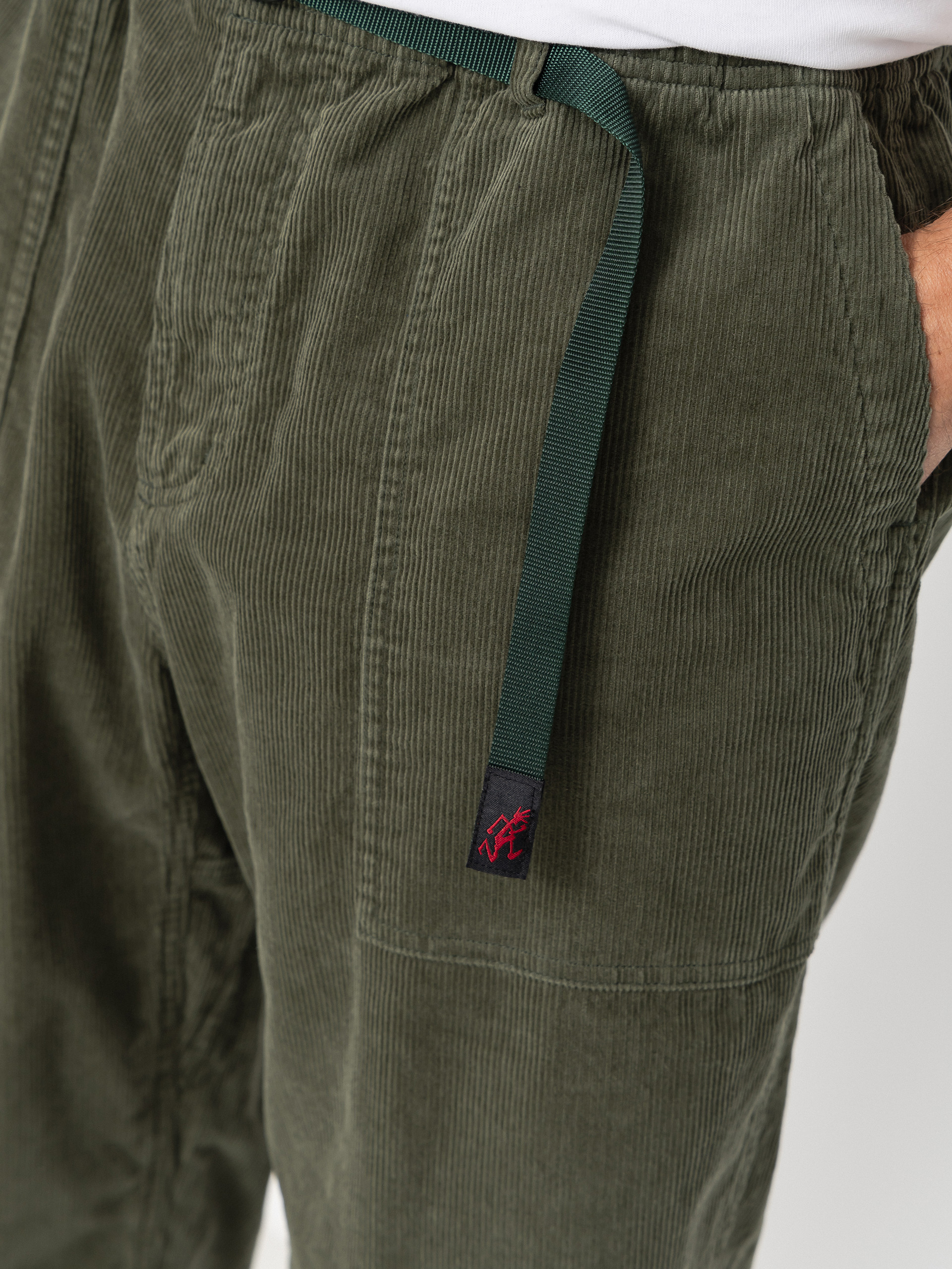 Gramicci Corduroy Loose Tapered Ridge Hose (toned olive)