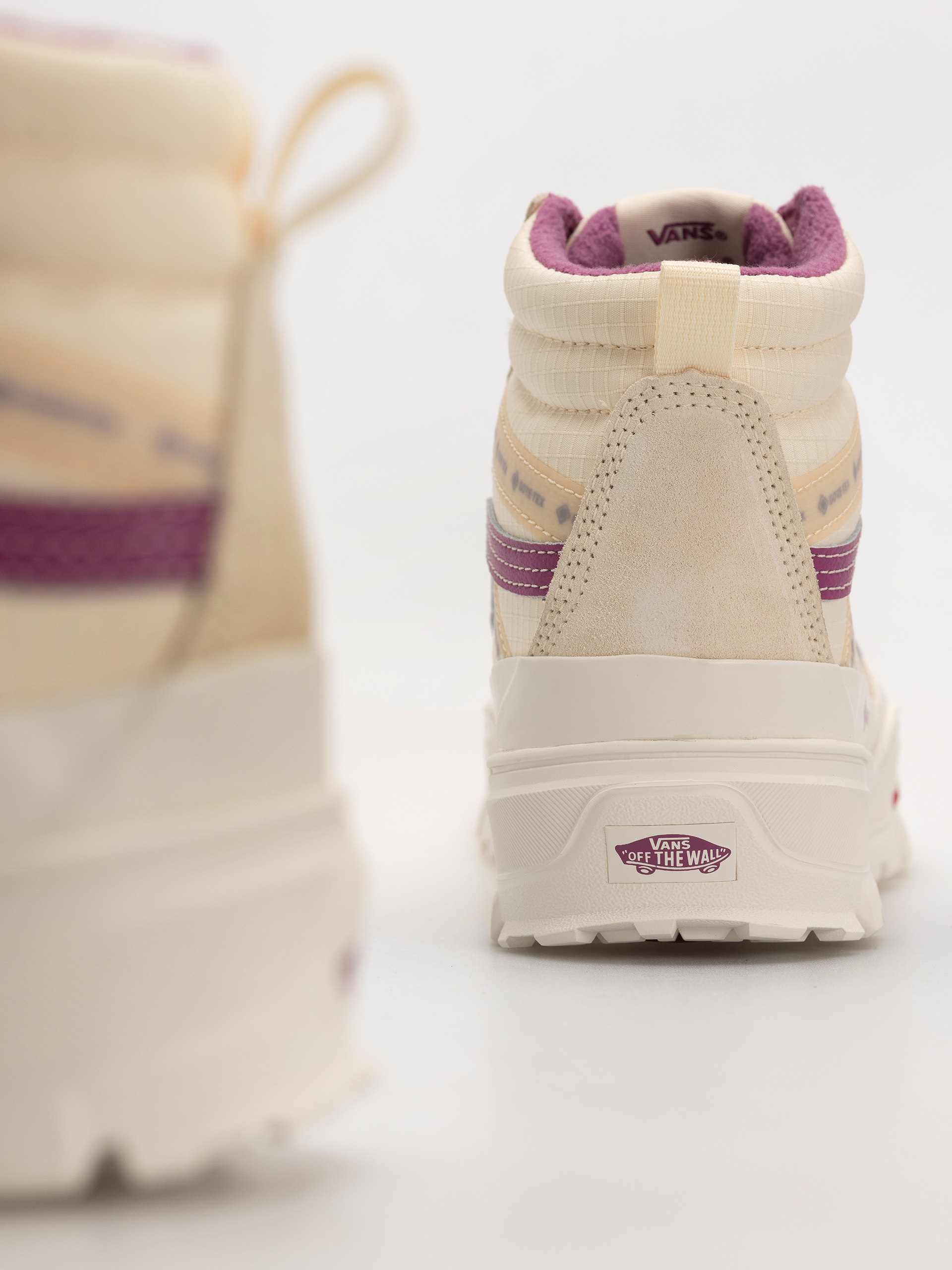 Vans Sk8 Hi Gore Tex Insulated Mte Shoes (sand white)