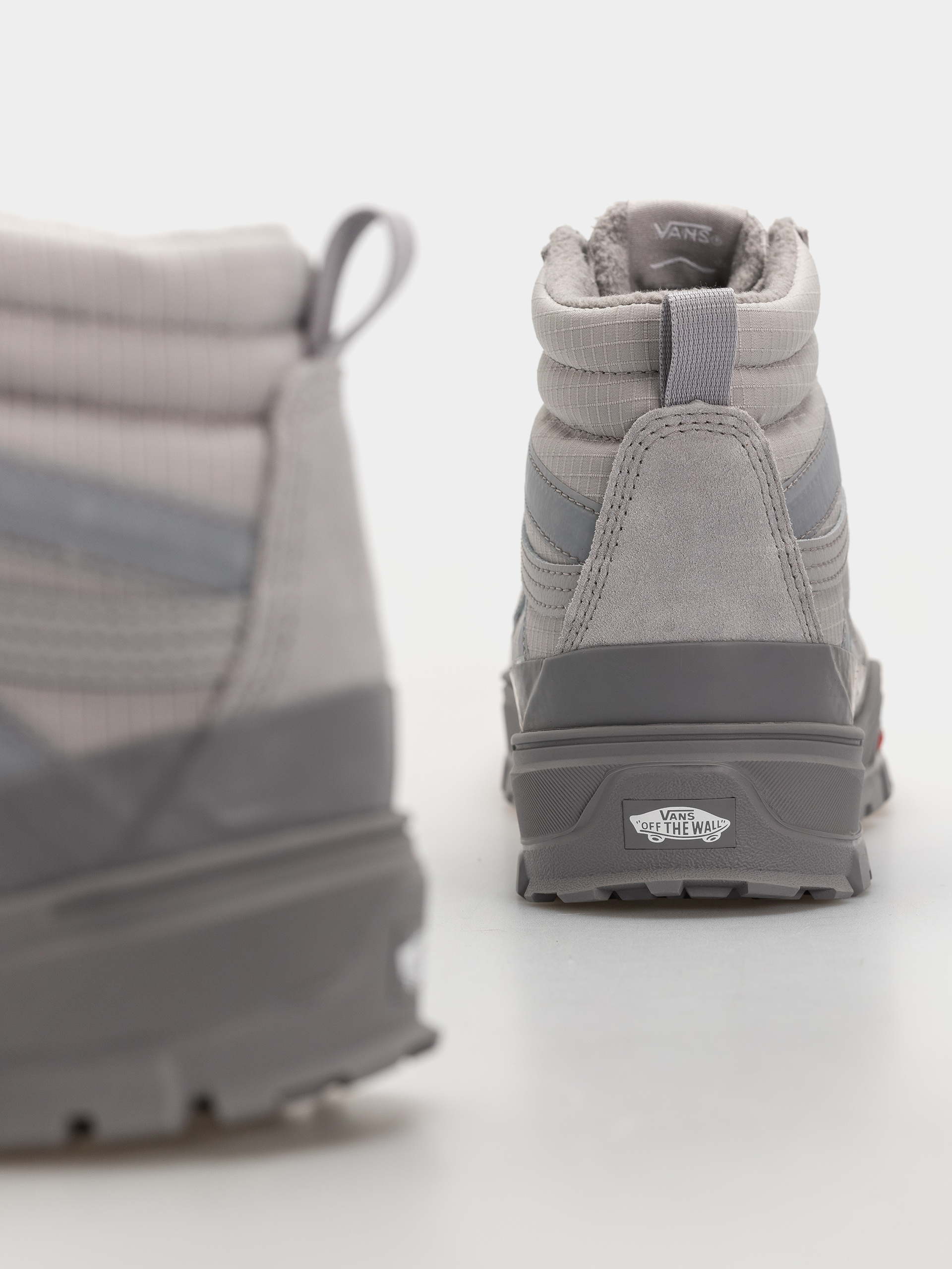 Vans Sk8 Hi Gore Tex Insulated Mte Shoes (light grey)