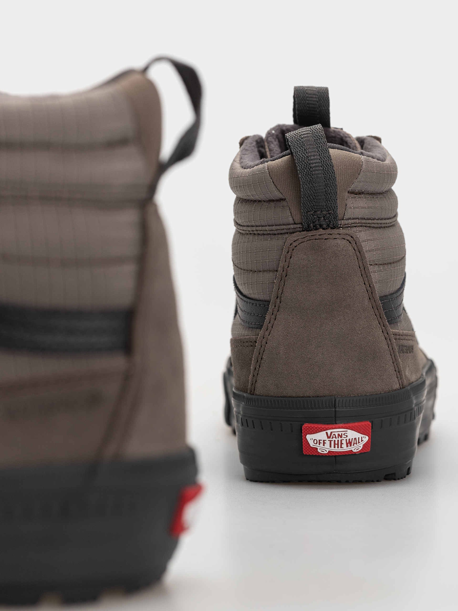 Vans Sk8 Hi Waterproof Insulated Mte Shoes (bungee cord)