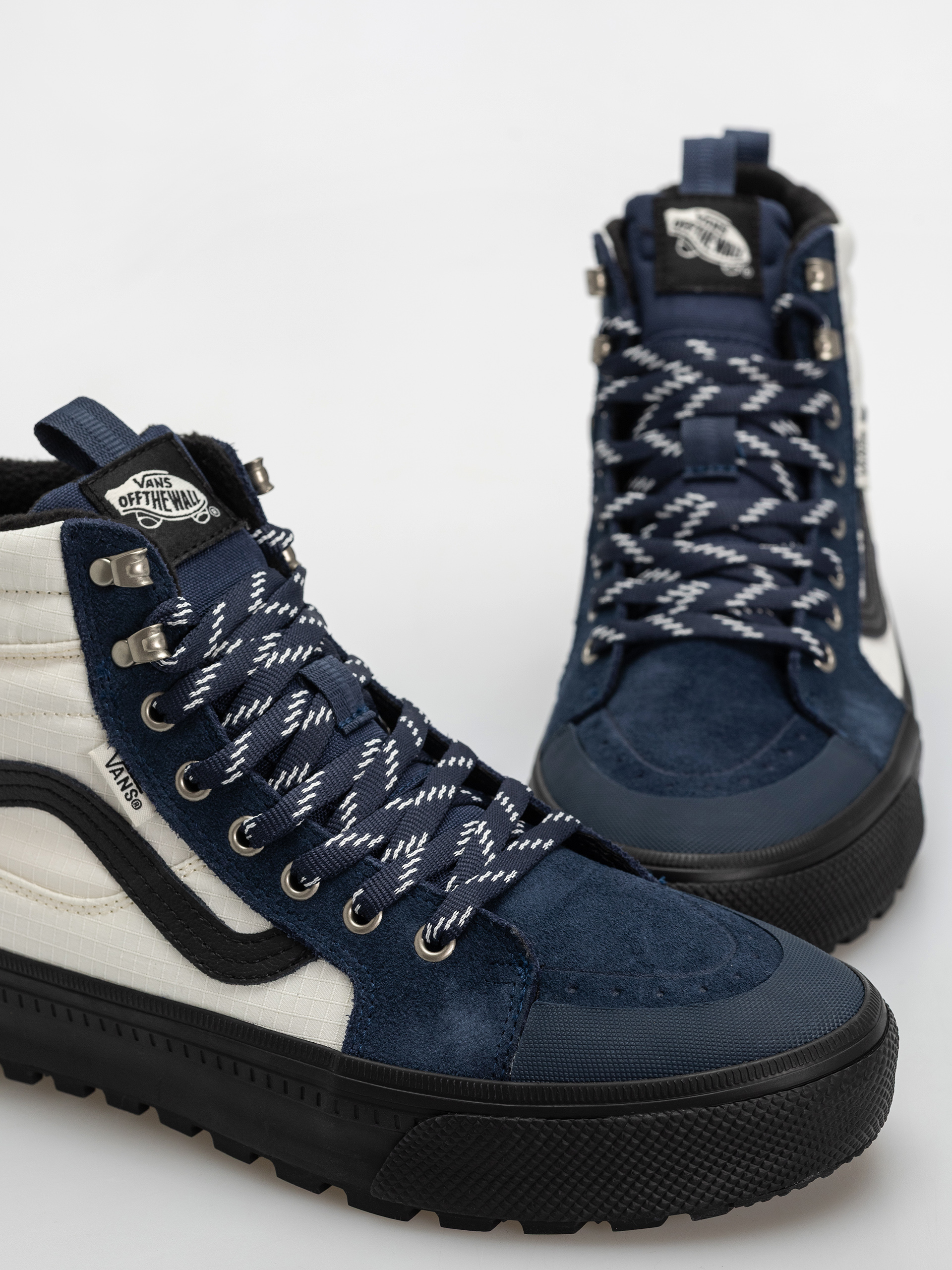 Vans Sk8 Hi Waterproof Insulated Mte Shoes (true navy)