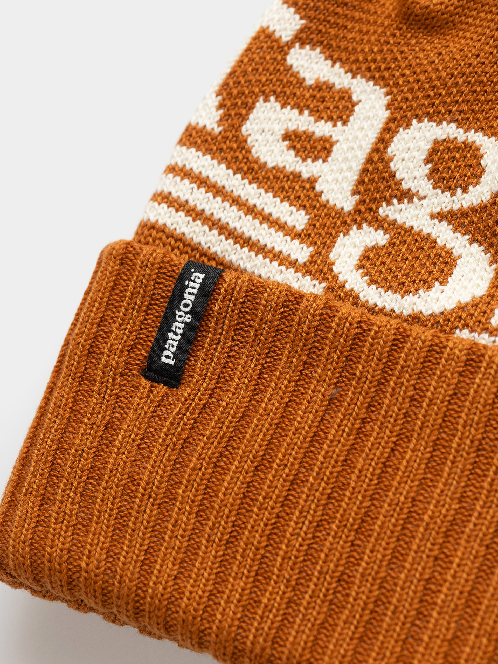 Patagonia Powder Town Beanie (hut tripper logo cinnamon brown)