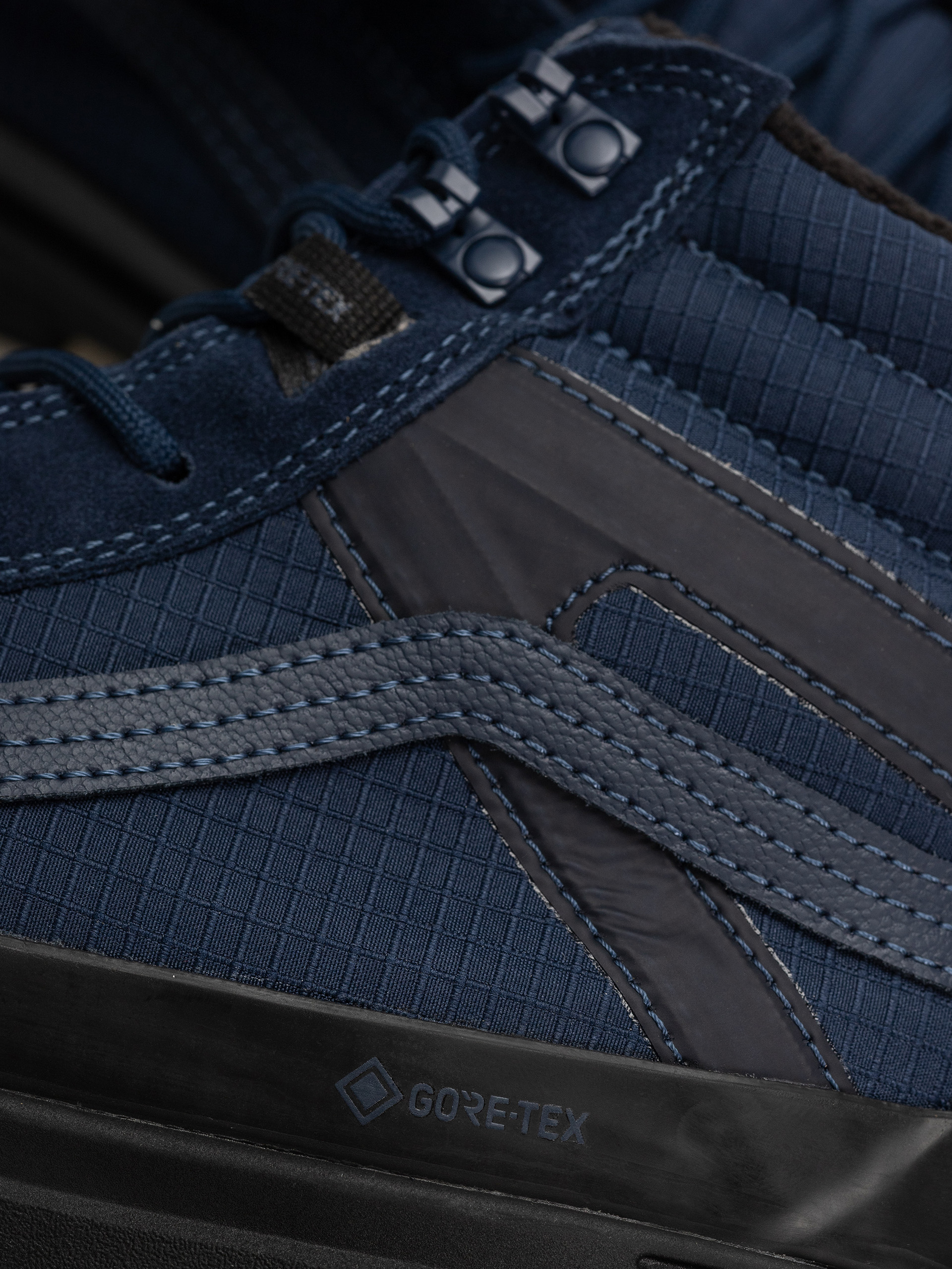 Vans Sk8 Hi Gore Tex Insulated Mte Schuhe (true navy)