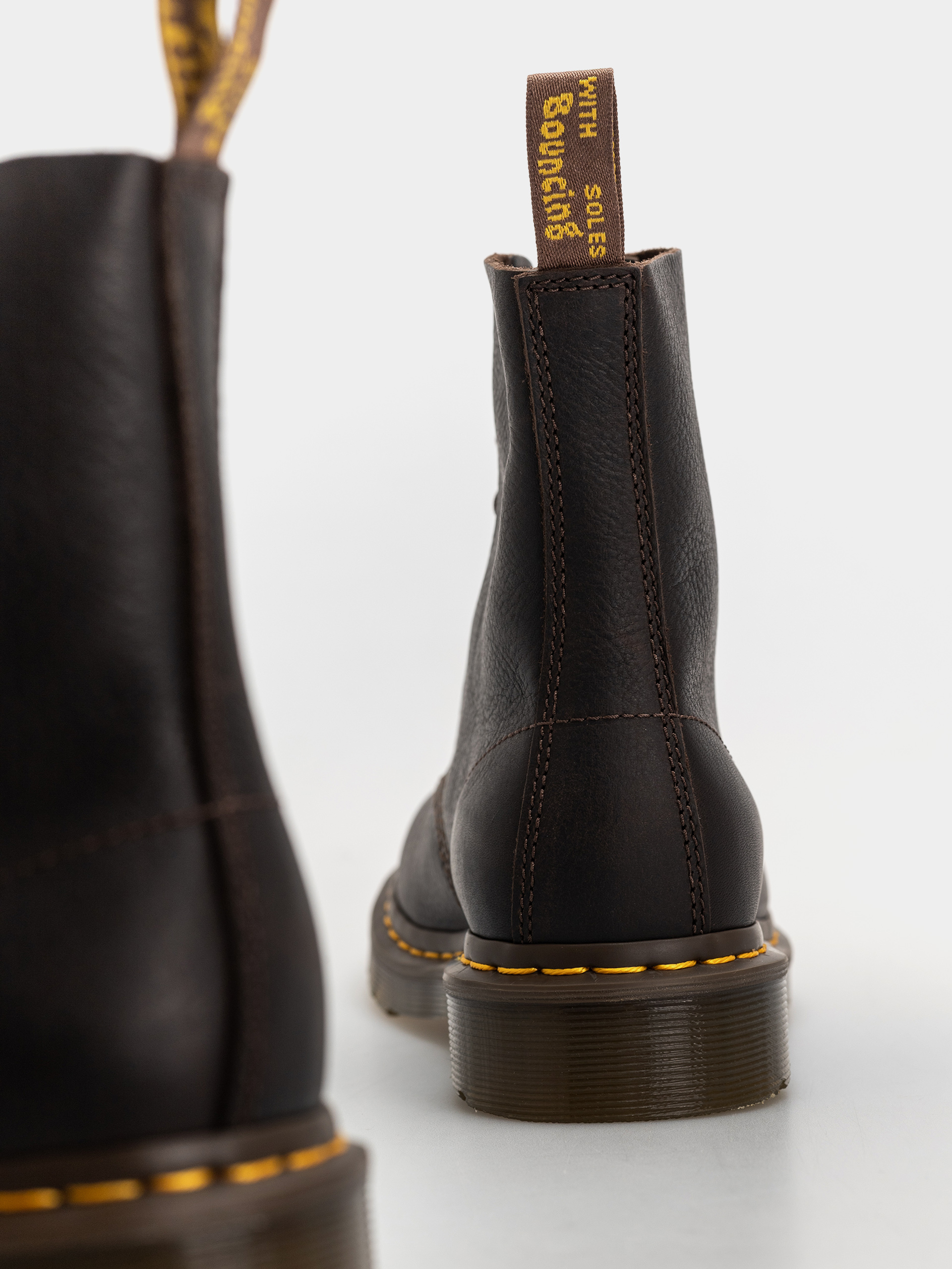 Dr. Martens 1460 Pascal Schuhe (dark brown)