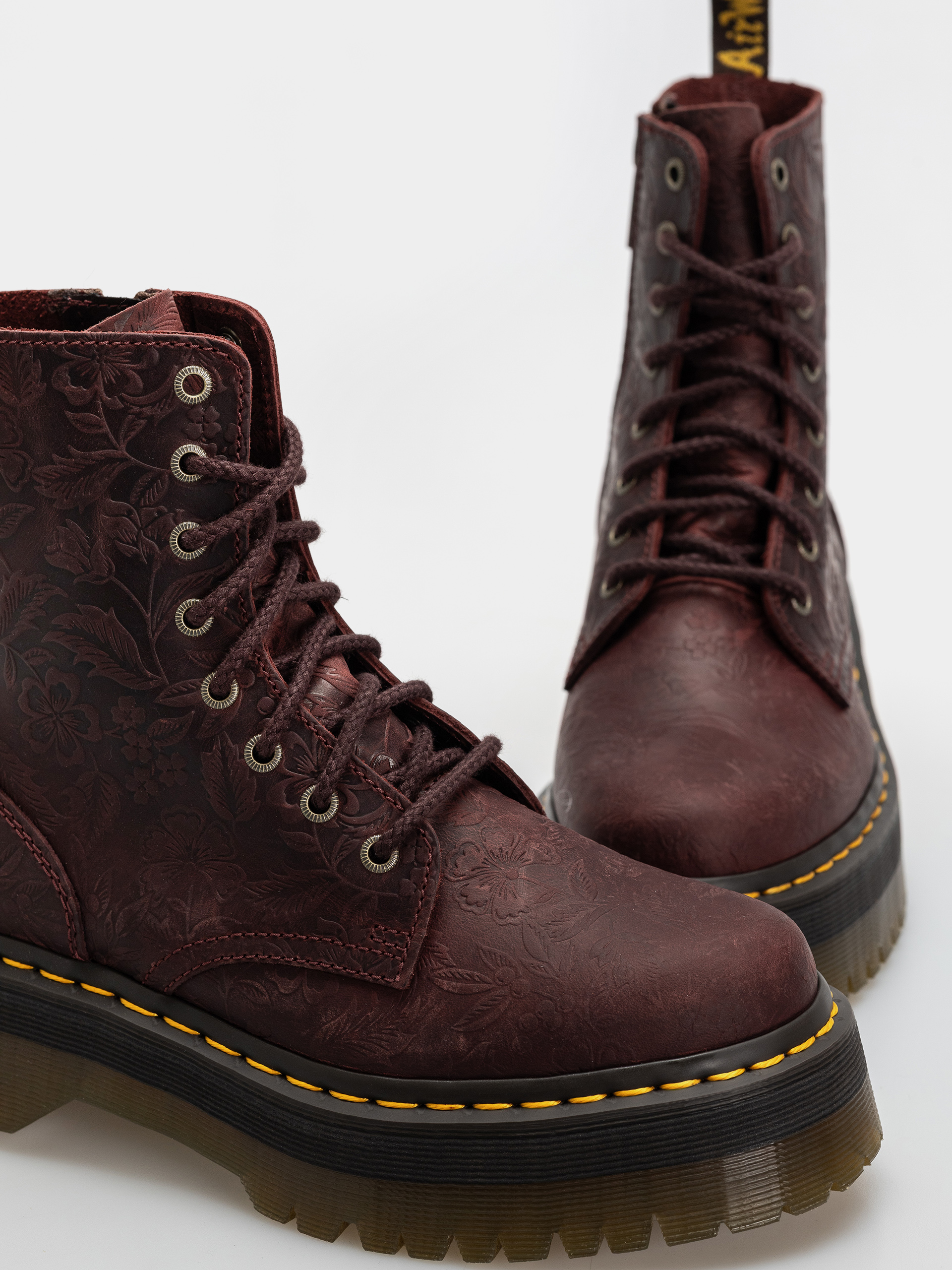 Dr. Martens Jadon Emboss Floral Wmn Schuhe (cherry red)