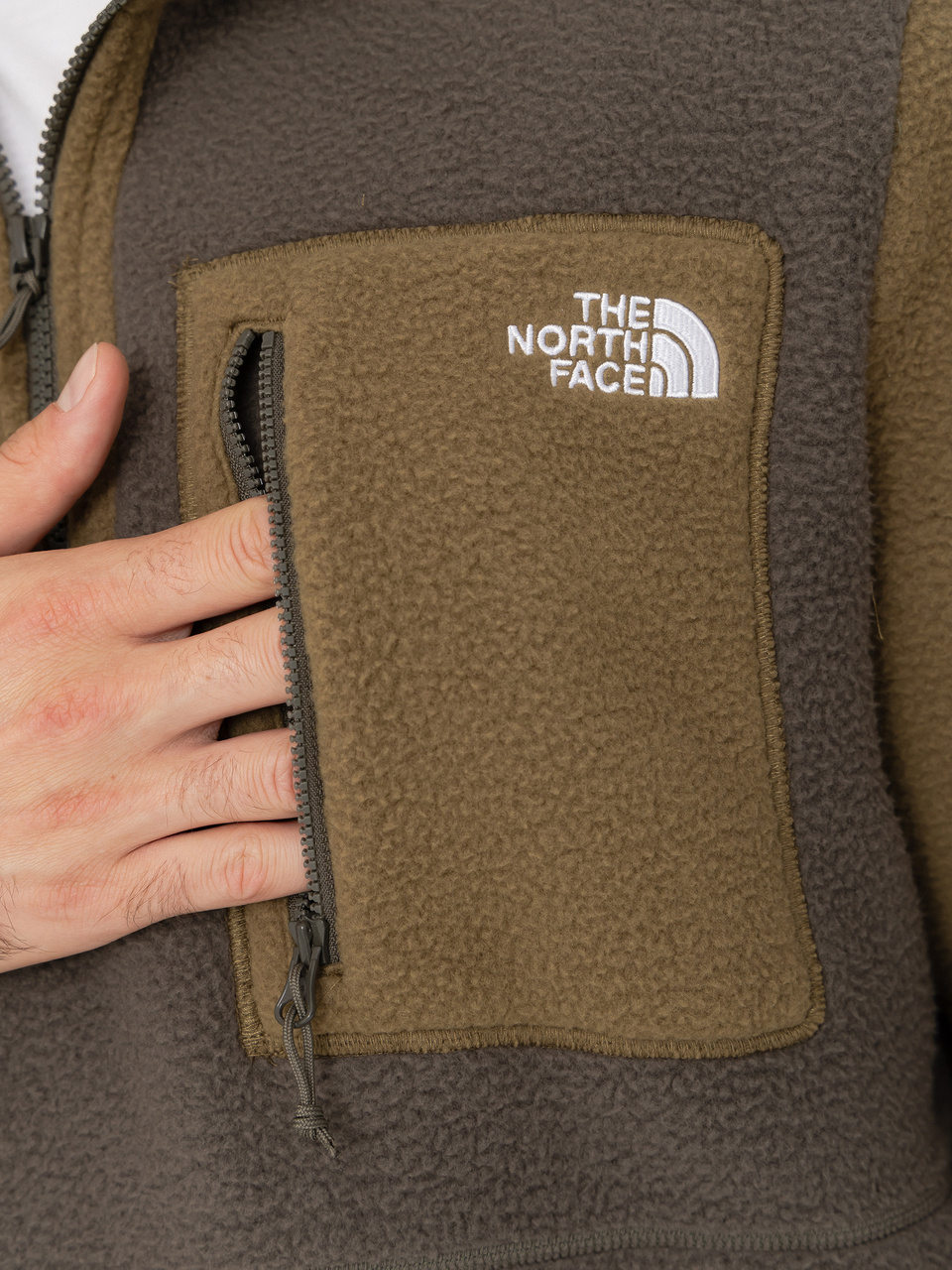 Mens The North Face Yumiori 1/4 Zip Fleece  (new taupe green/caraway)