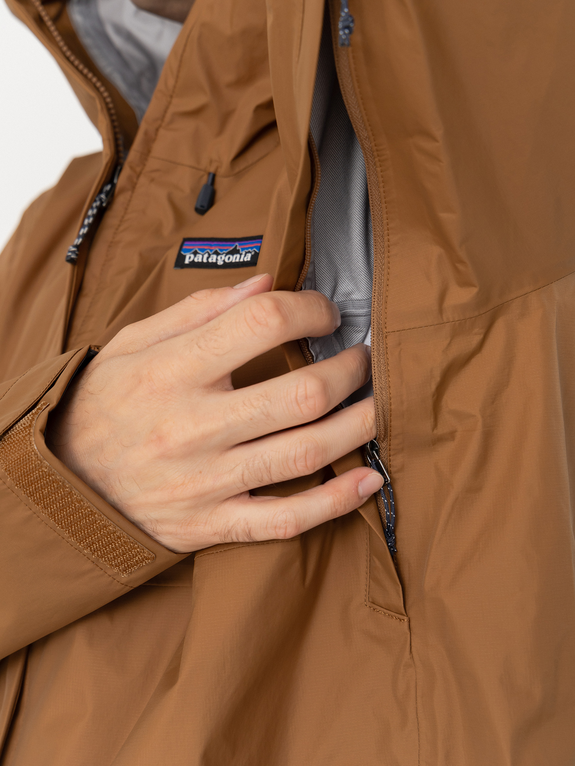 Patagonia Torrentshell 3L Jacket (deer brown)