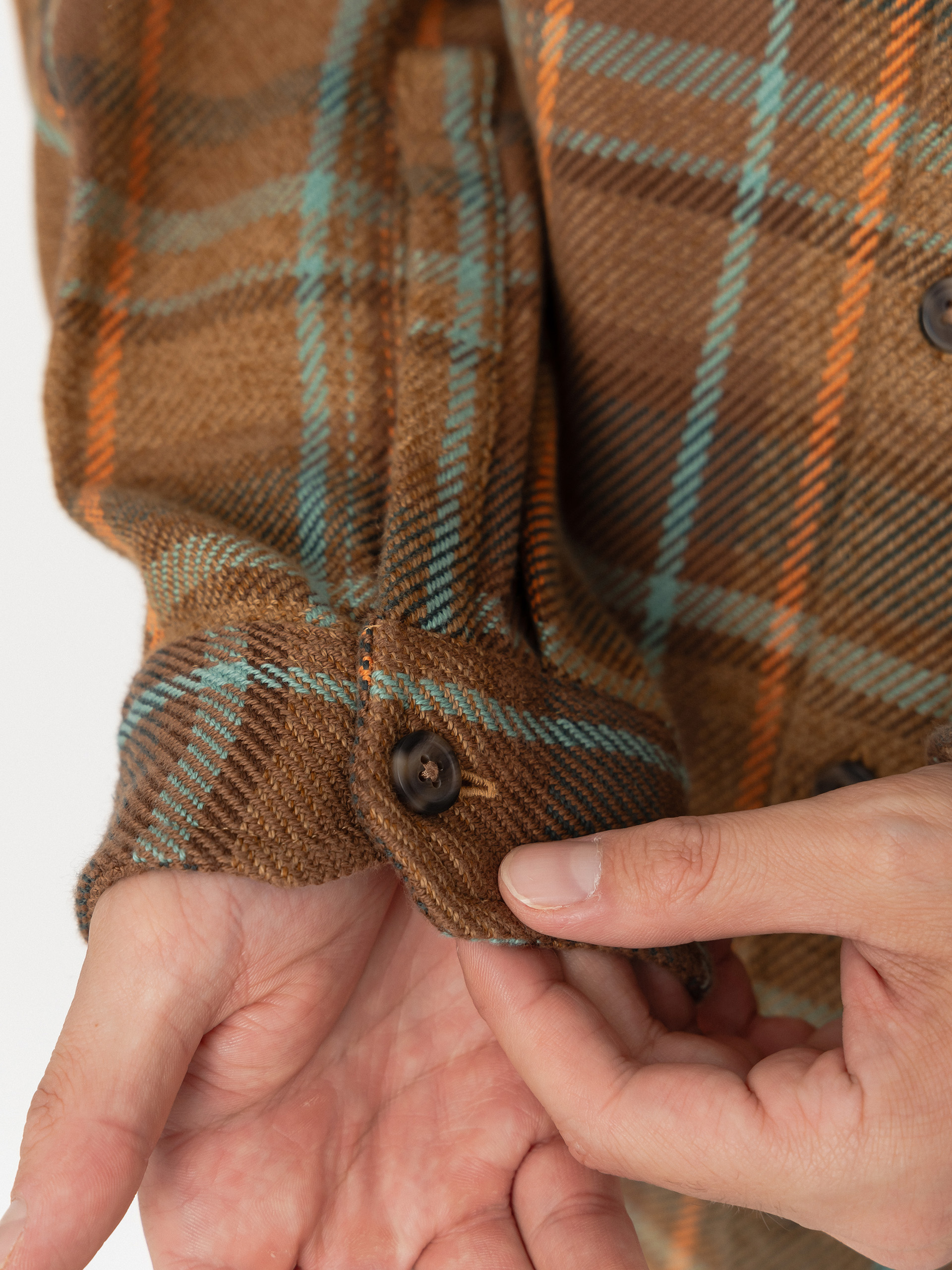 Patagonia Fjord Loft Shirt (avalanche berm brown)