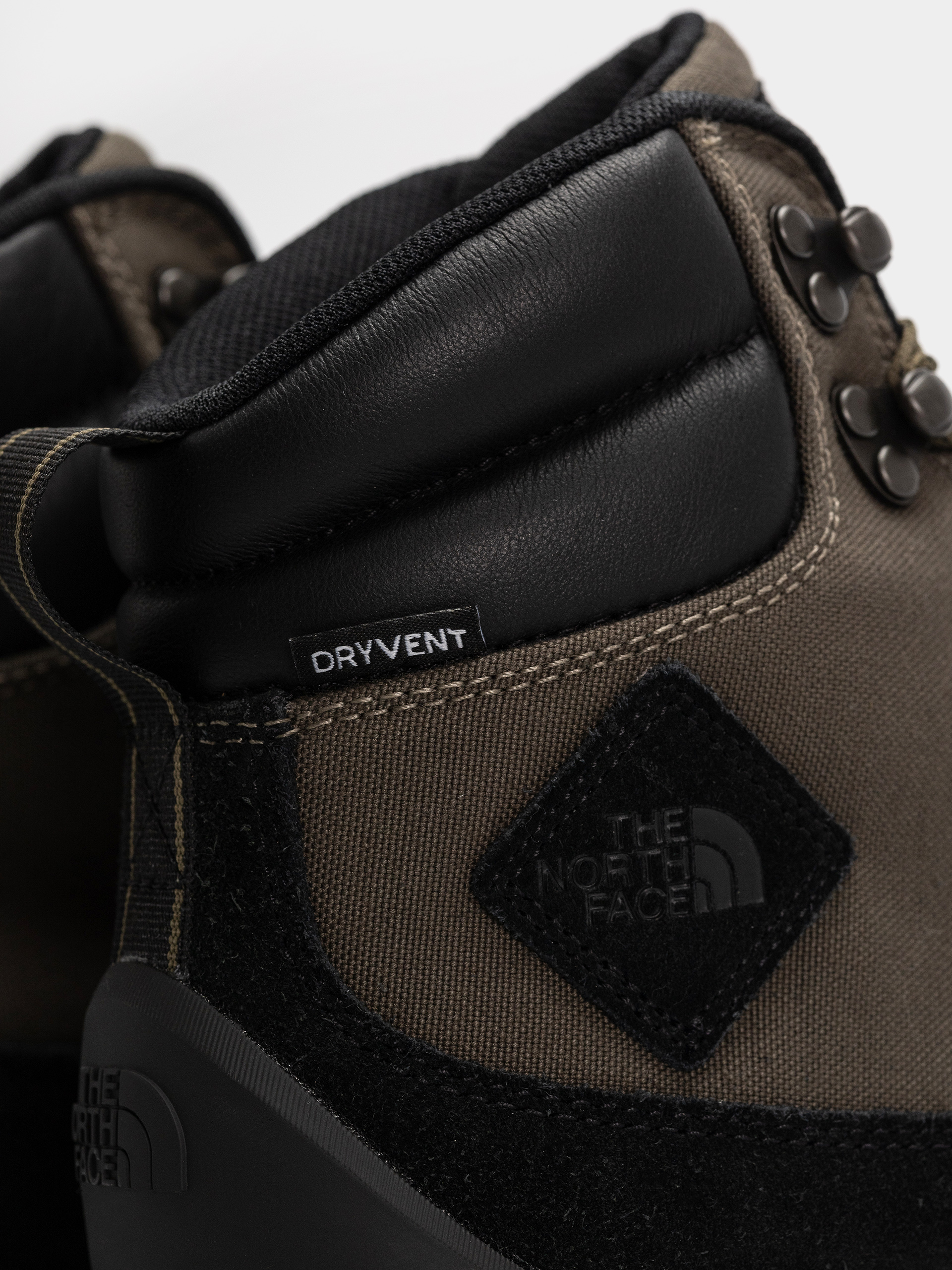 The North Face Back To Berkeley Iv Textile Wp Schuhe (new taupe green/tnf black)