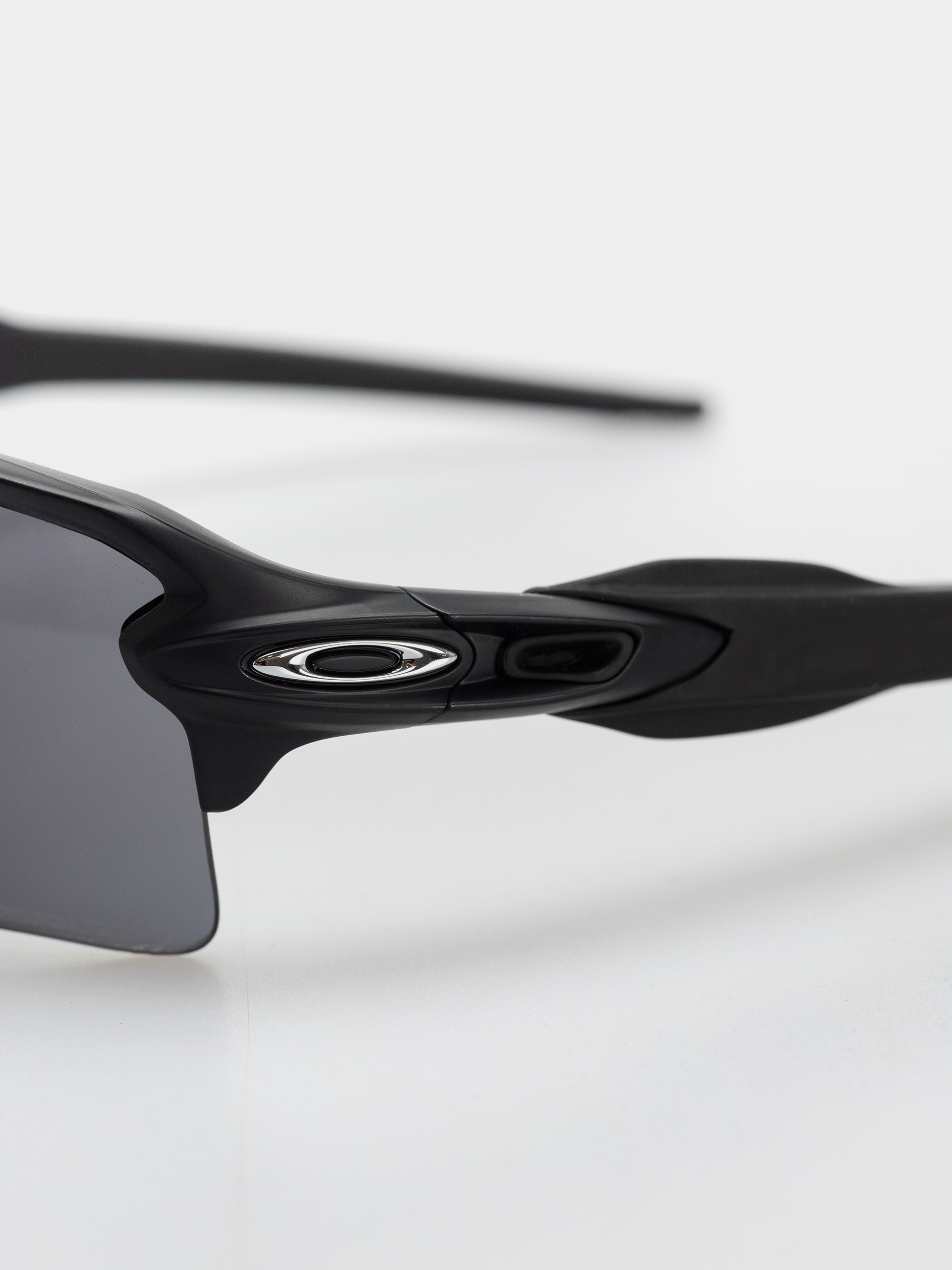 Oakley Flak 2.0 XL Sunglasses (matte black/prizm grey)