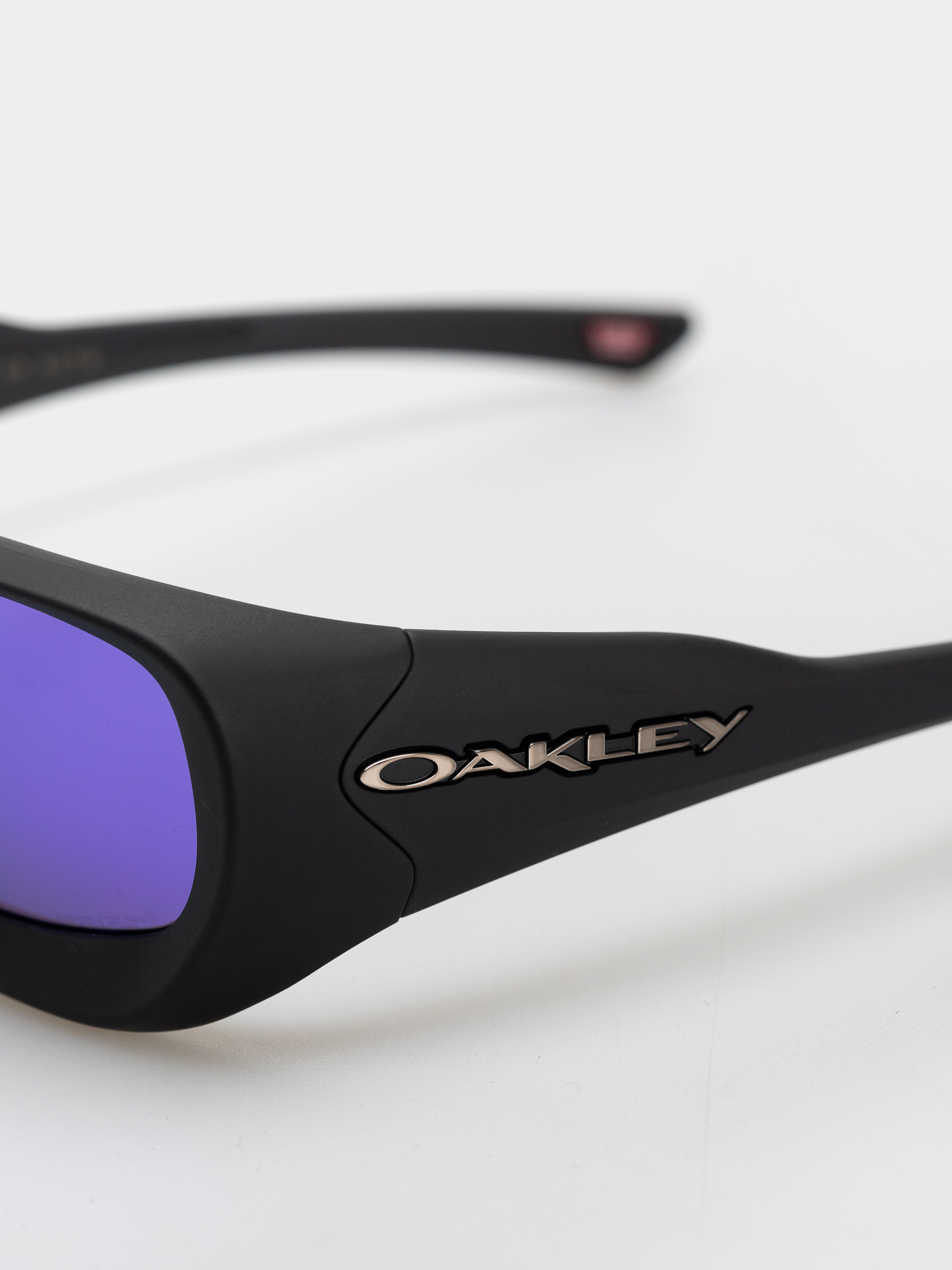 Oakley De Soto Sunglasses (black suede/prizm violet)